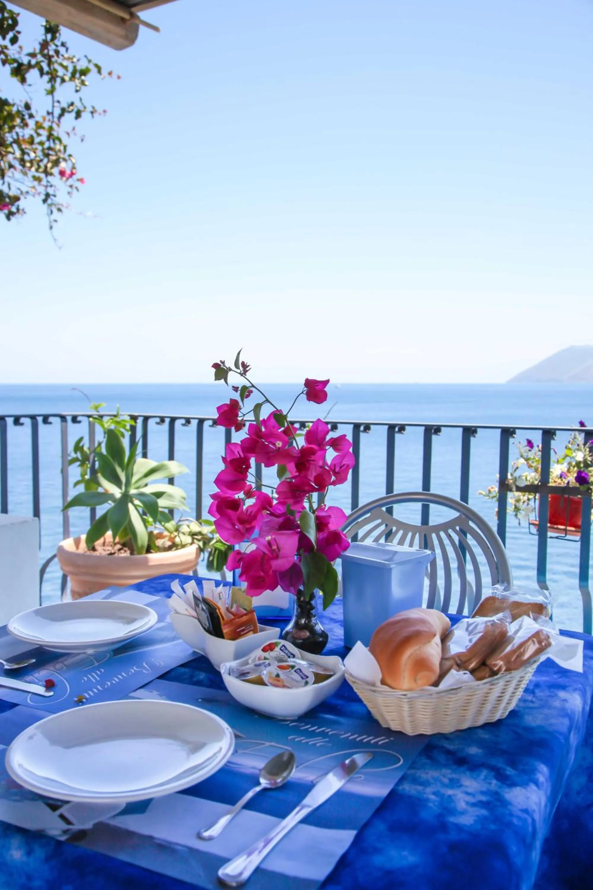 Balcony/Terrace in B&B Alta Marea Lipari