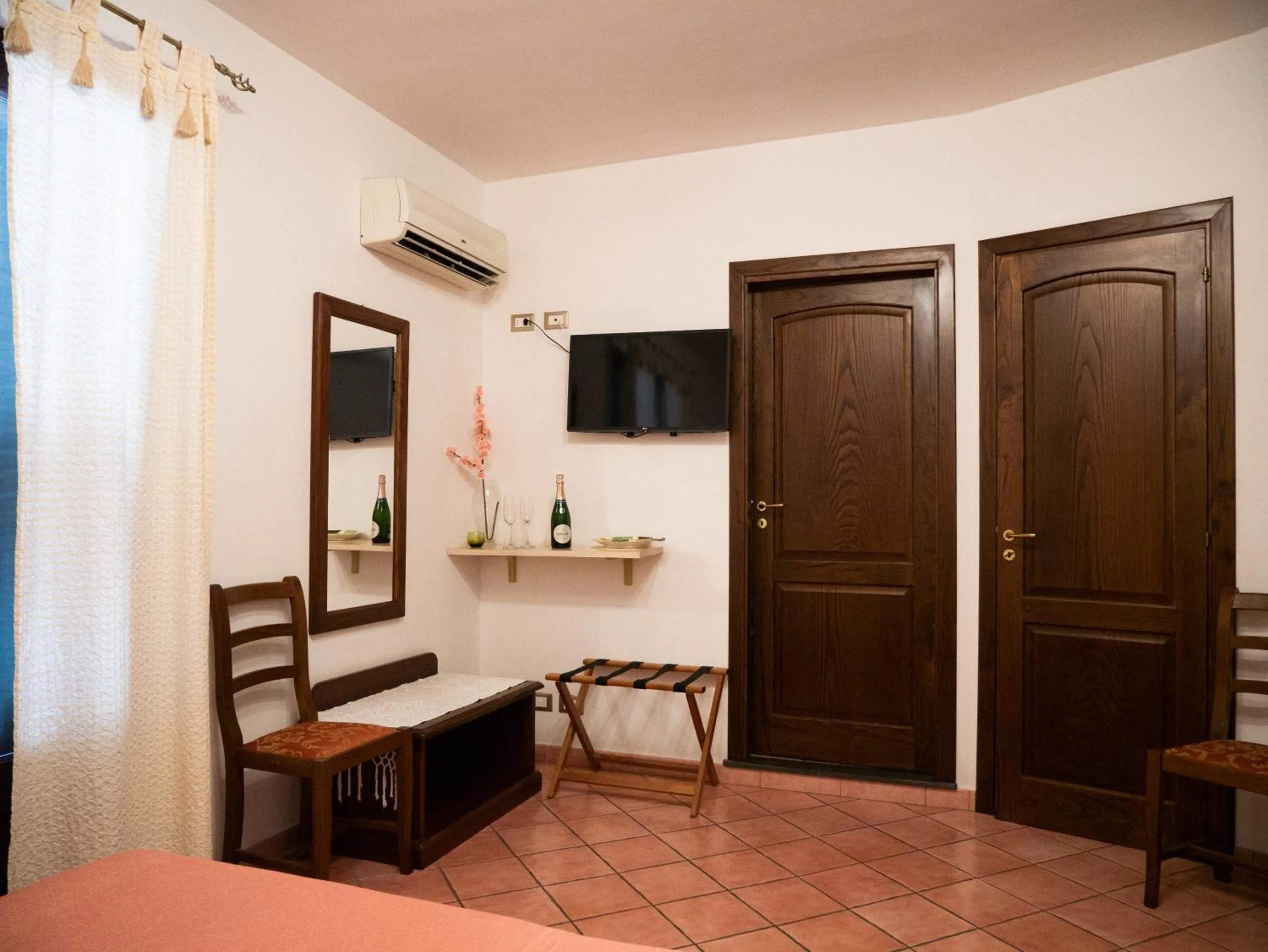 Bed in B&B Alta Marea Lipari