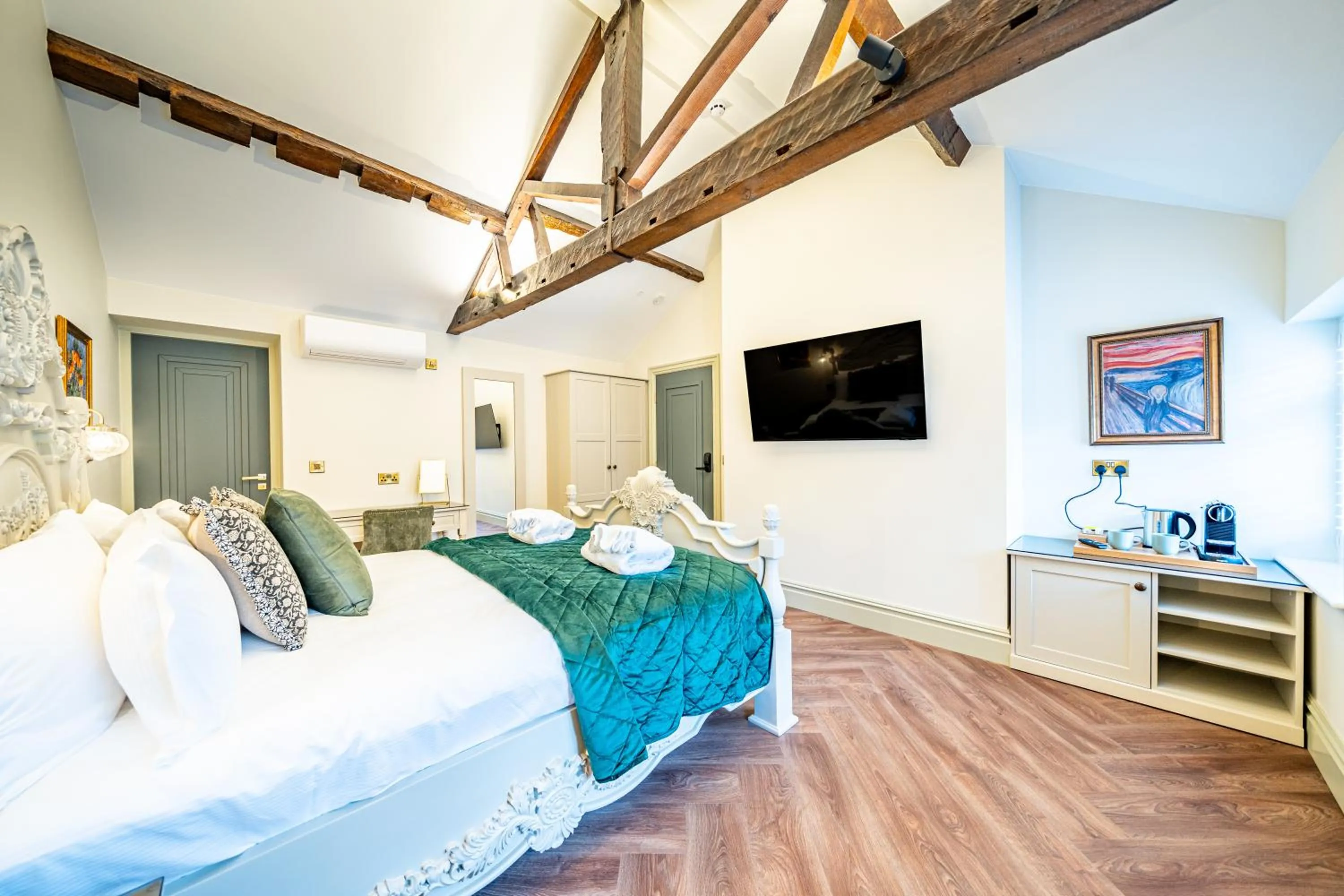 Bedroom, Bed in St Marys Quarters