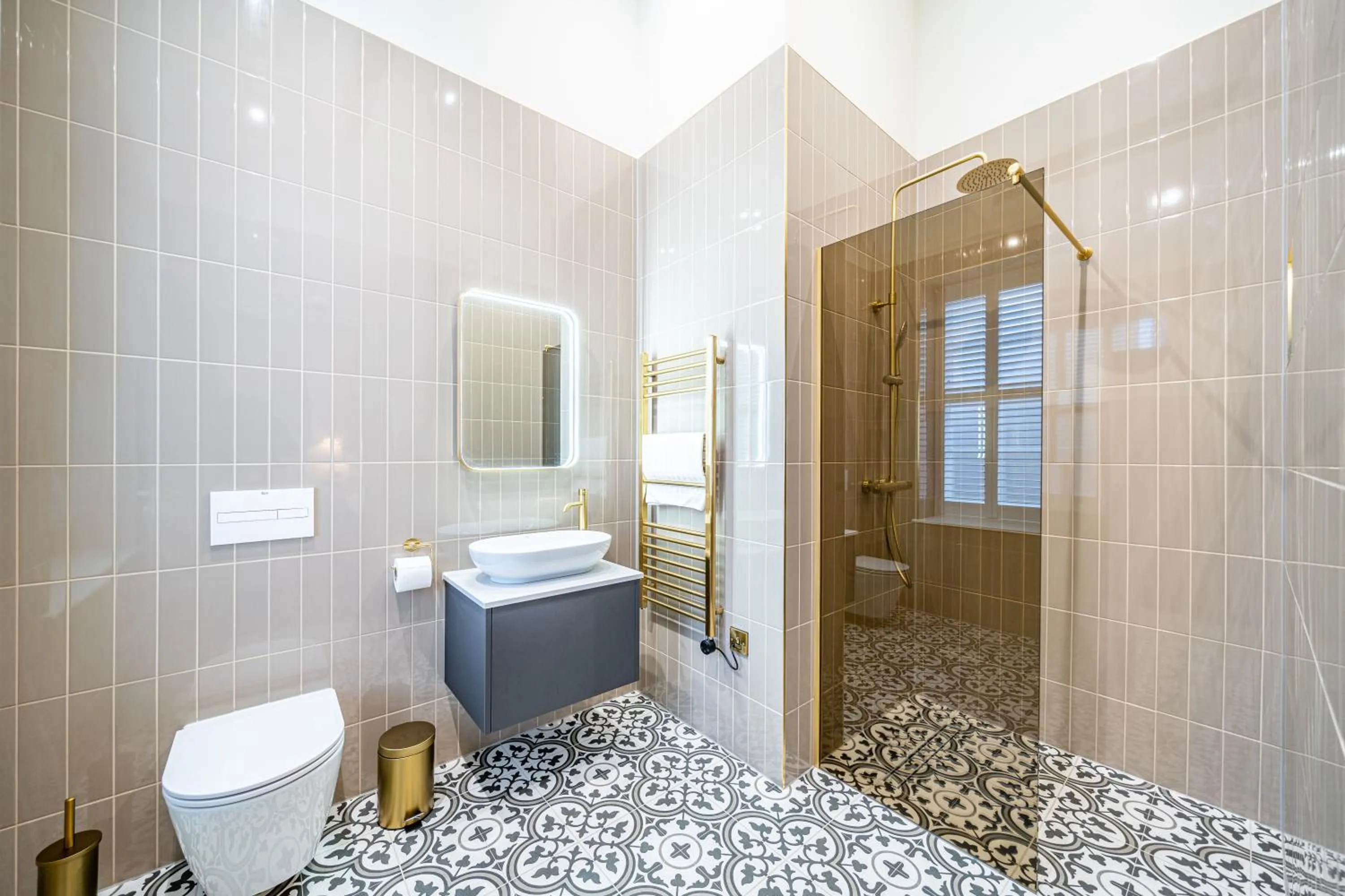 Shower in St Marys Quarters