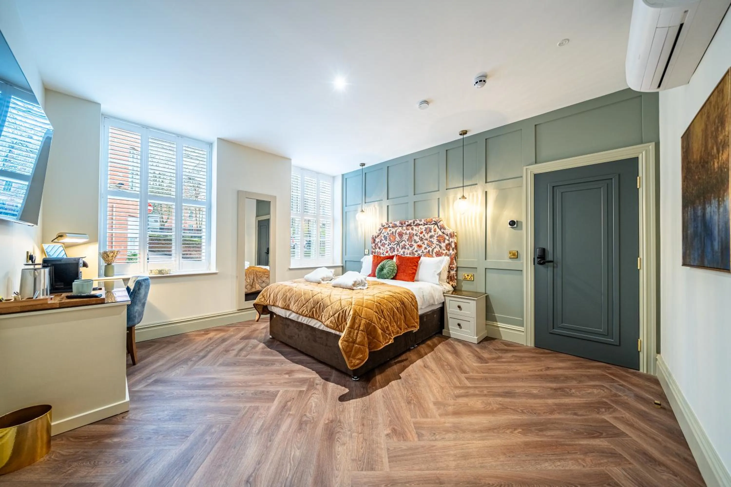 Bedroom, Bed in St Marys Quarters