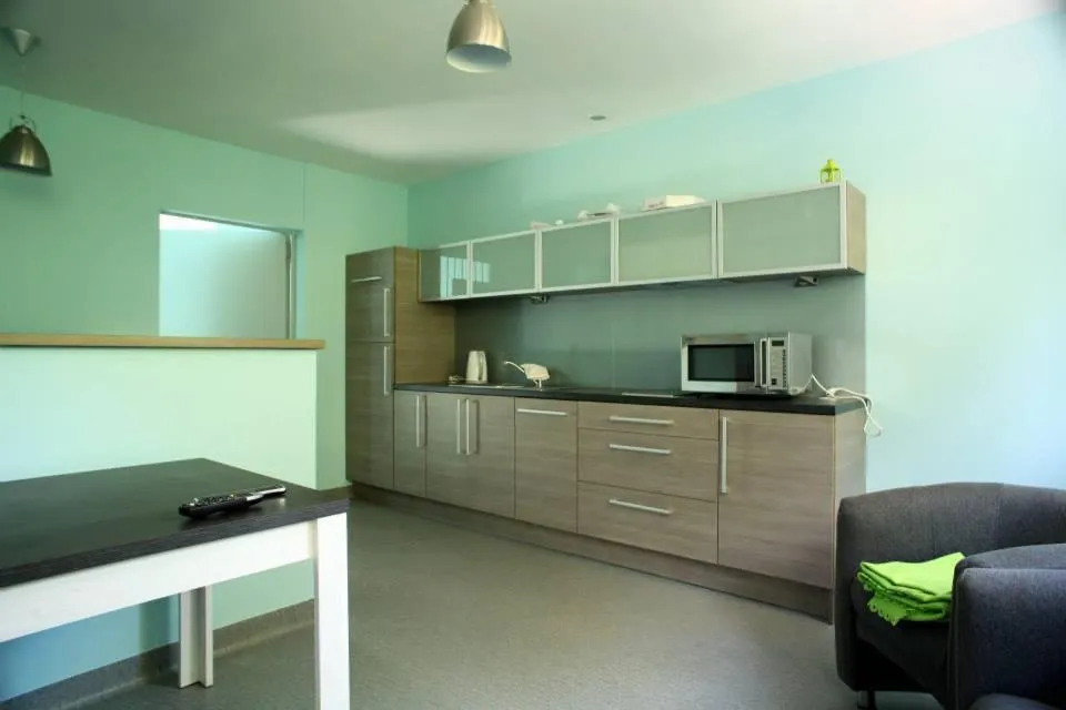 Restaurant/places to eat in Hostel Browar Jedlinka