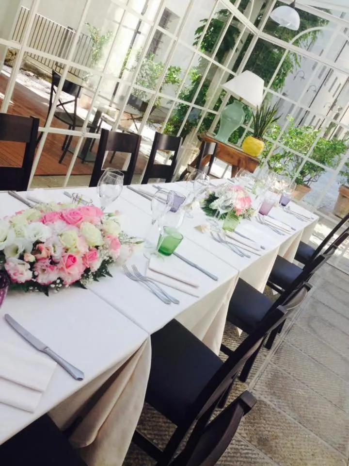 Restaurant/places to eat in Villa La Bianca