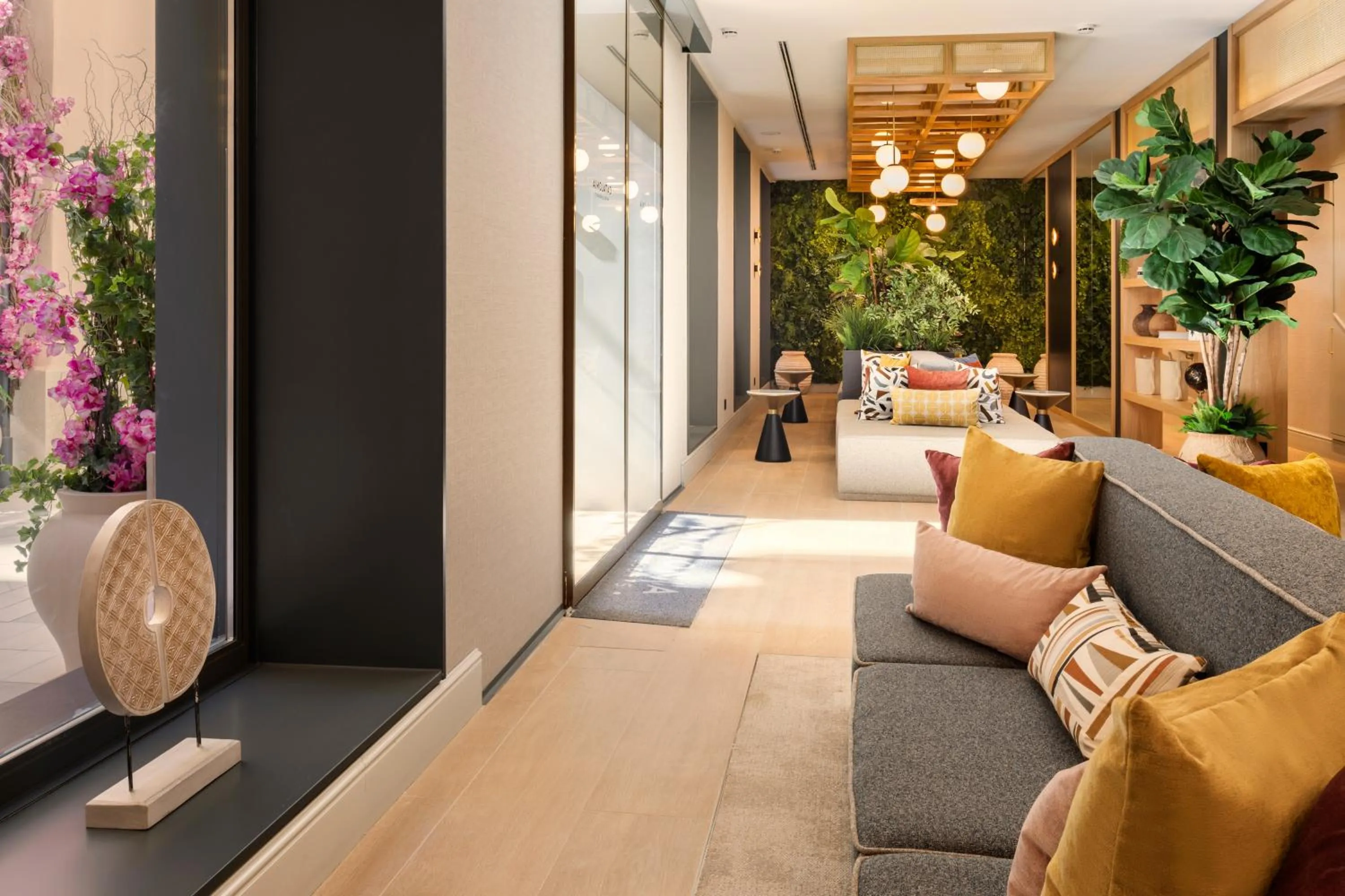 Lobby or reception in Catalonia Puerta del Mar