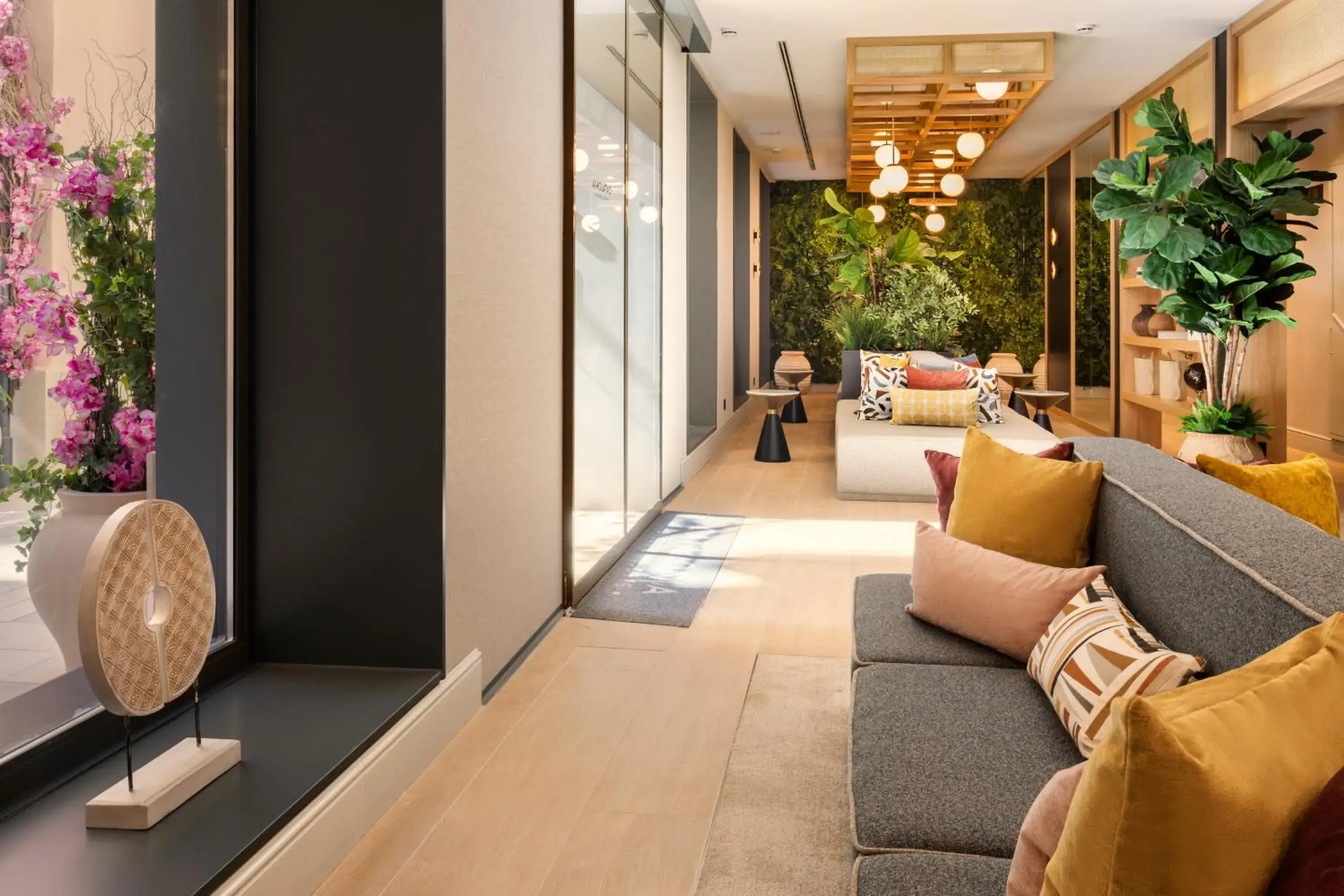 Lobby or reception in Catalonia Puerta del Mar Lobby or reception in Catalonia Puerta del Mar