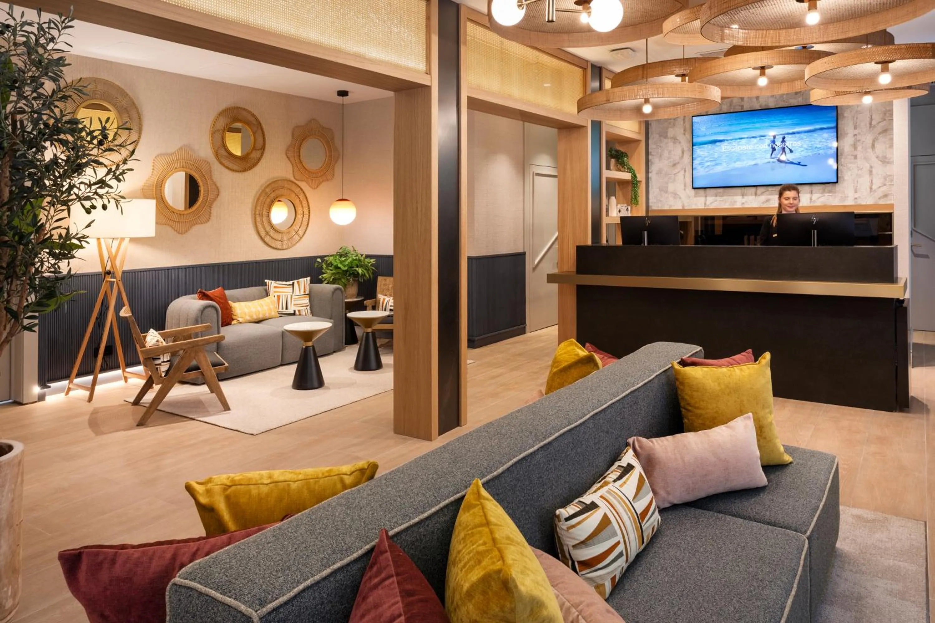 Lobby or reception in Catalonia Puerta del Mar