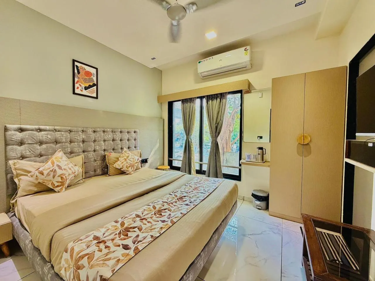 Hotel RV Residency