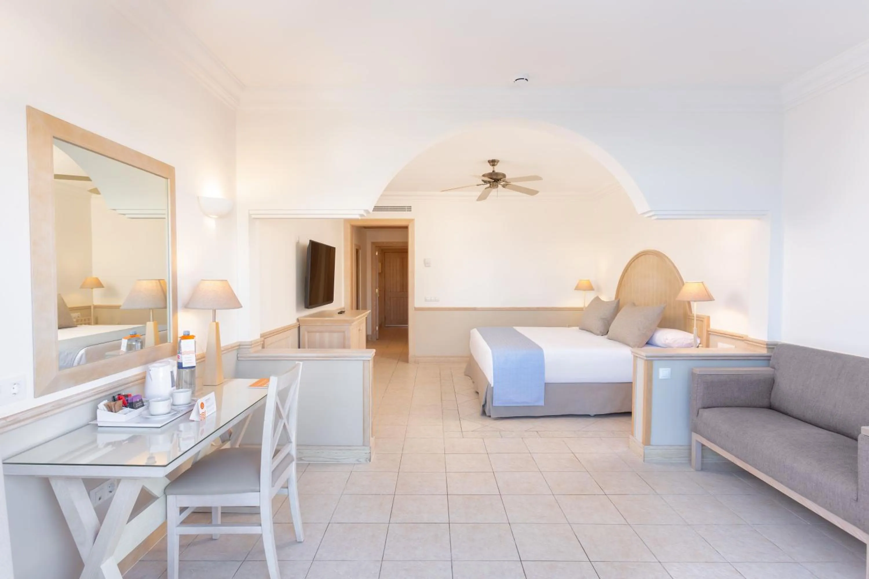 Bed in Gran Castillo Tagoro Family & Fun Playa Blanca