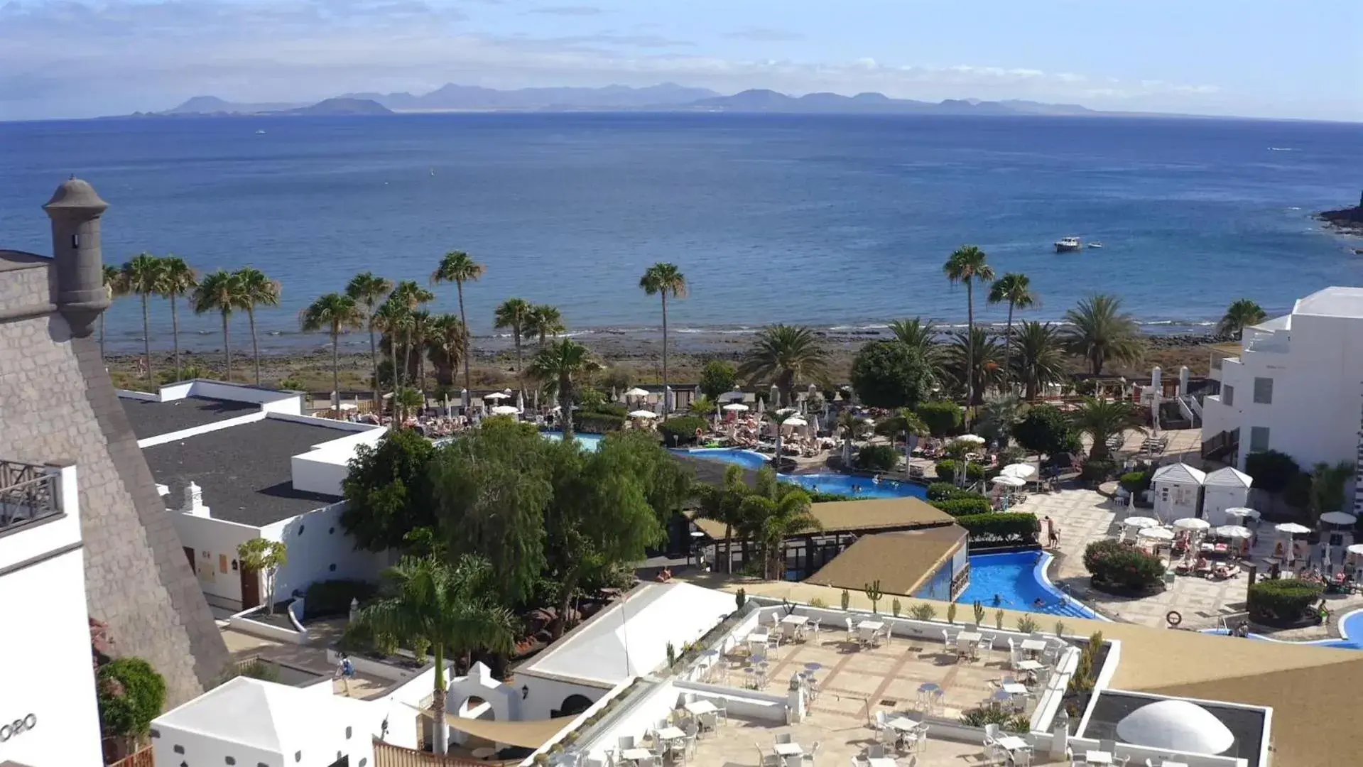 Property building in Gran Castillo Tagoro Family & Fun Playa Blanca Property building in Gran Castillo Tagoro Family & Fun Playa Blanca