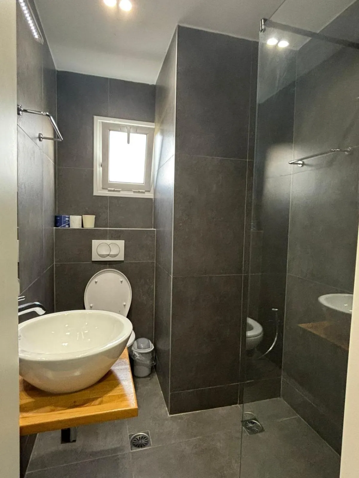 Toilet in Hotel Jali