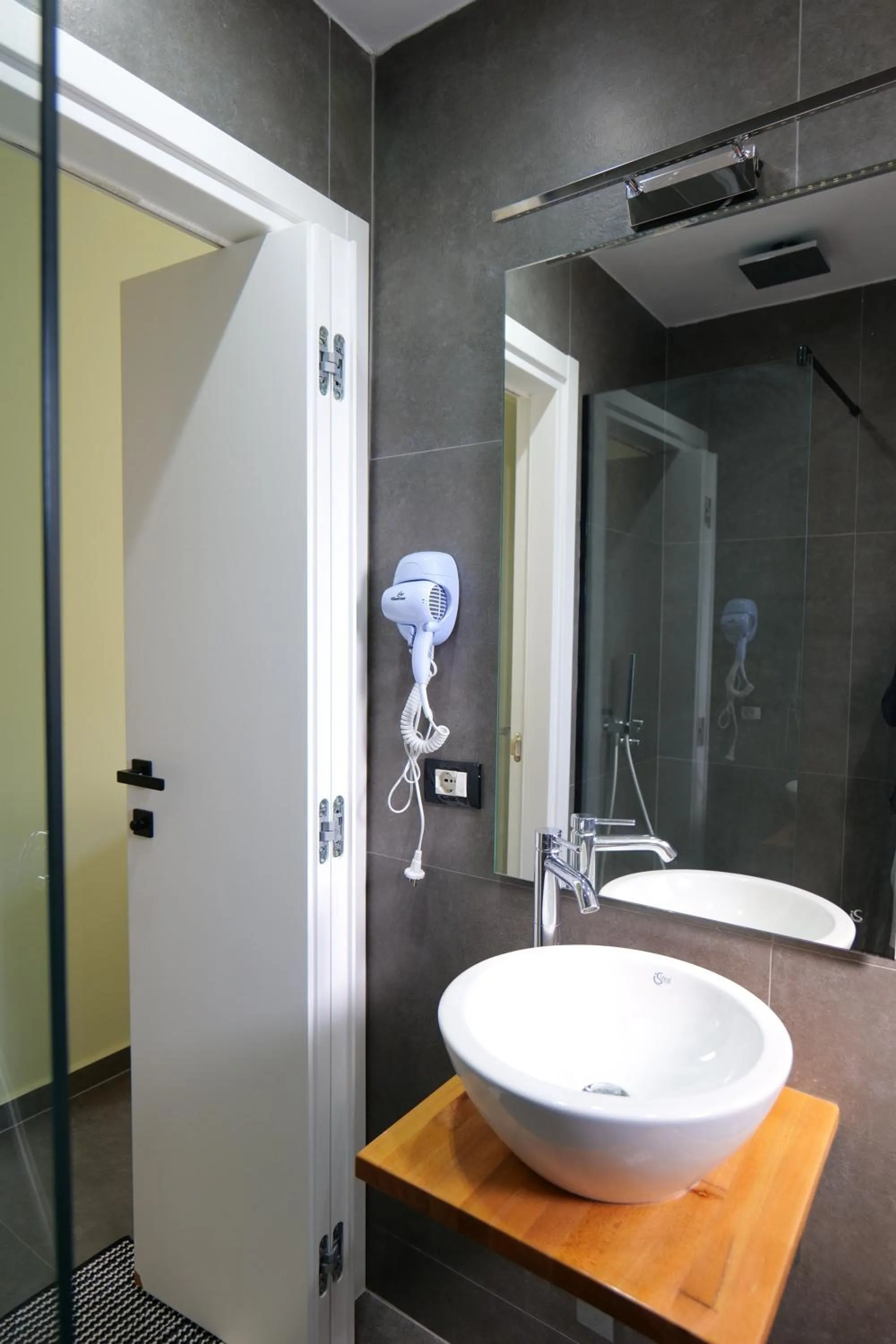 Bathroom in Hotel Jali