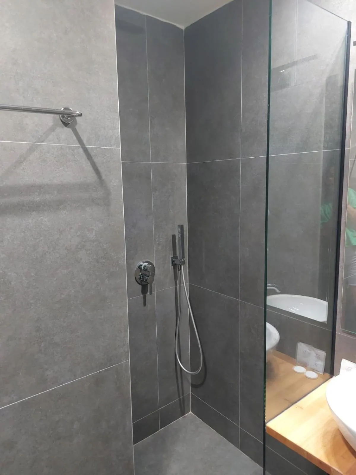 Bathroom in Hotel Jali