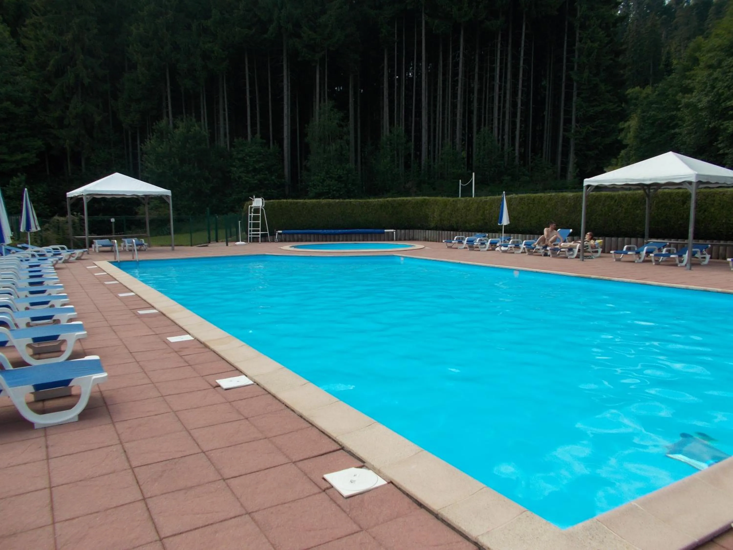Swimming pool in VVF Les Fontaines des Vosges