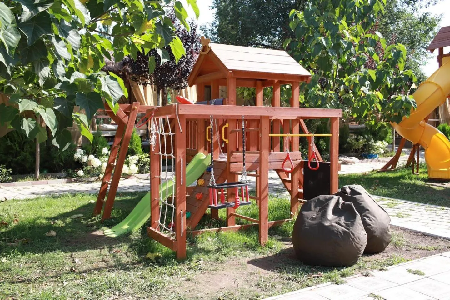 Swimming pool in Cross Apartments and Tours