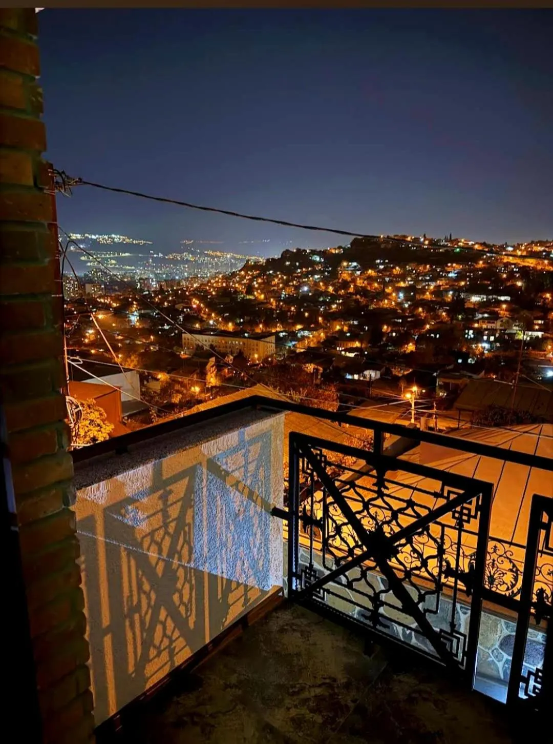 Night in Panorama Hills Apart-Hotel