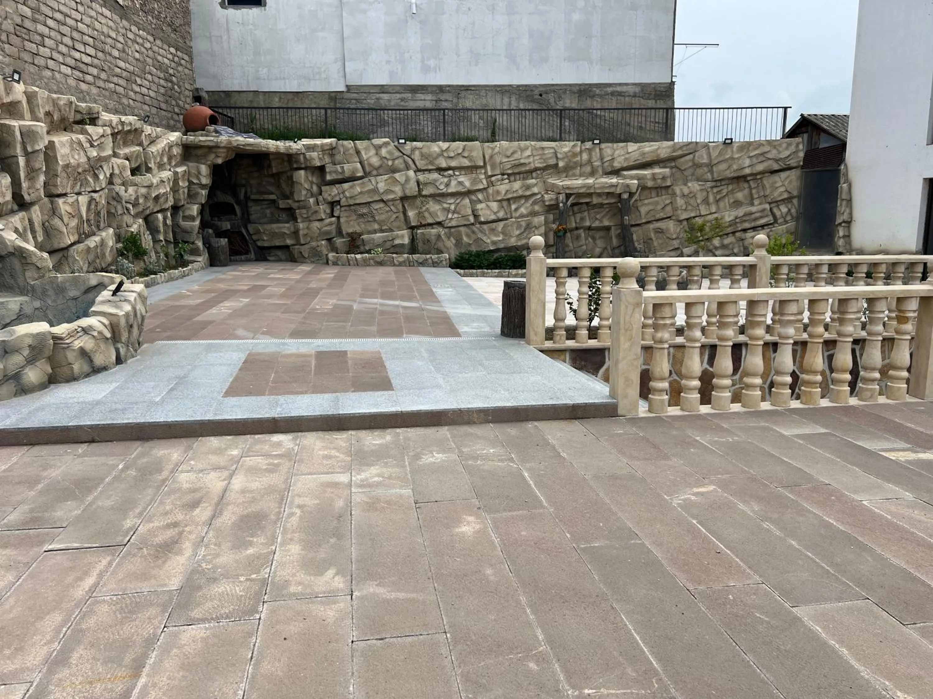 Property building in Panorama Hills Apart-Hotel