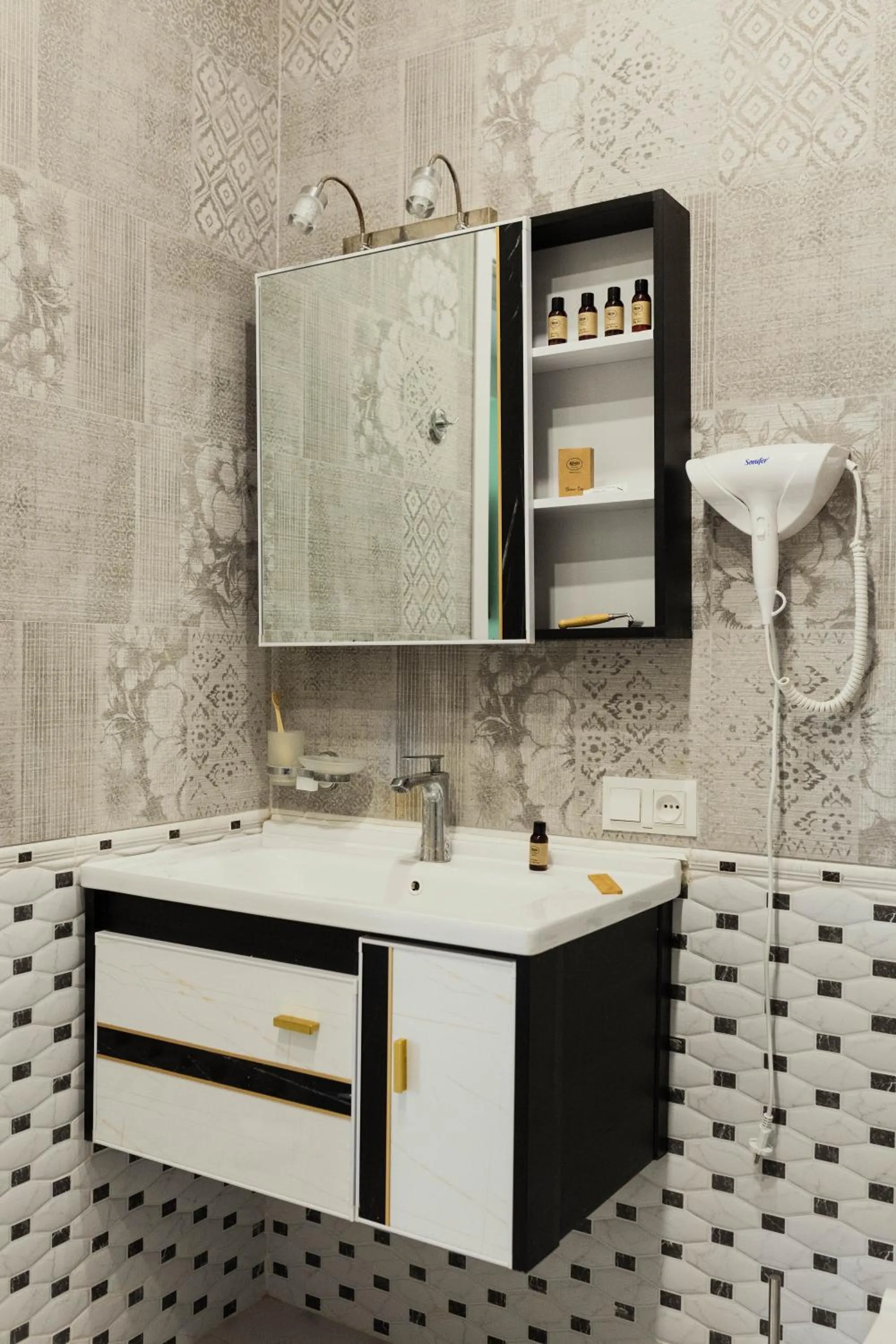 Bathroom in Panorama Hills Apart-Hotel