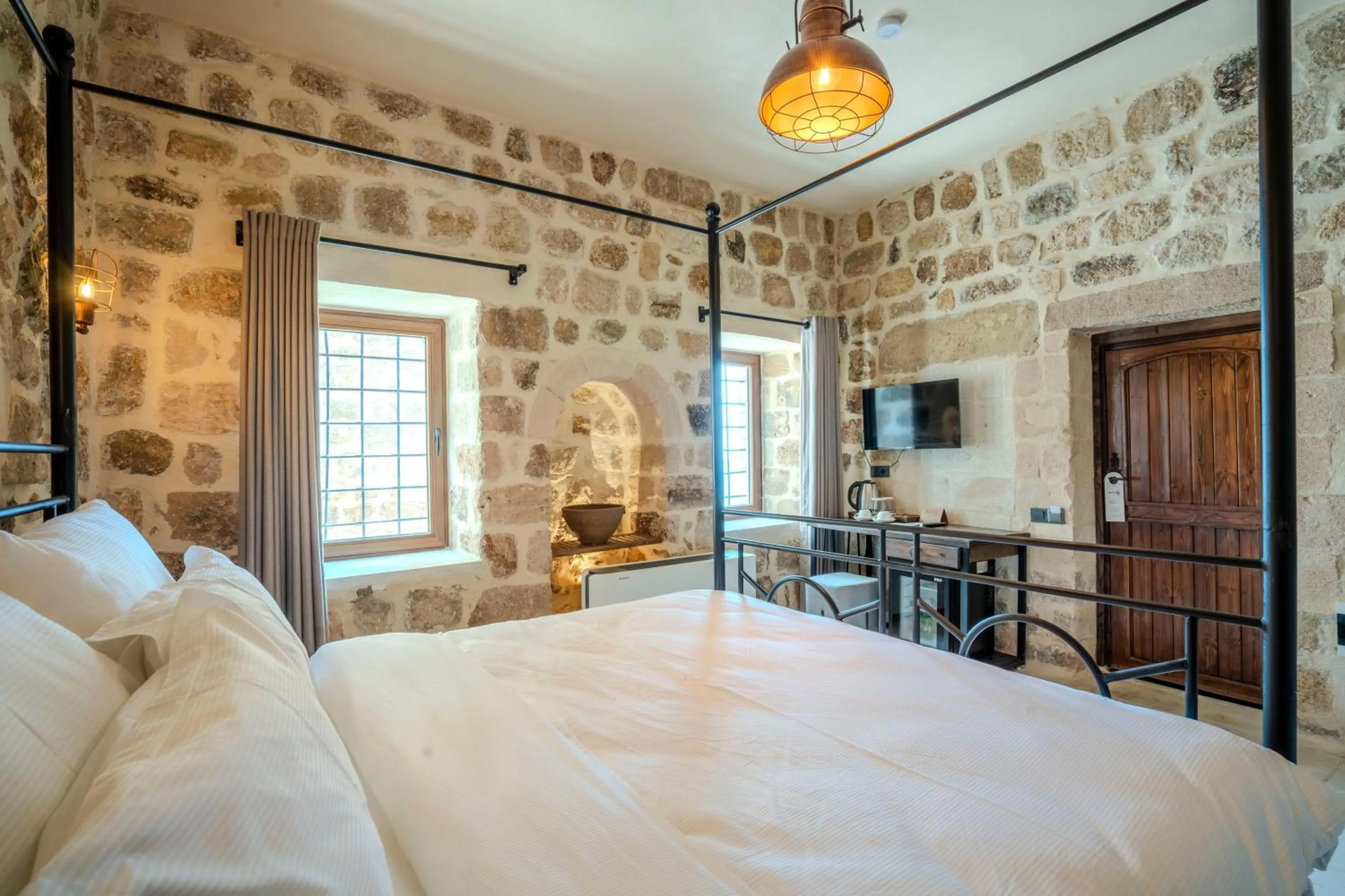 Bed in Maran House Mardin