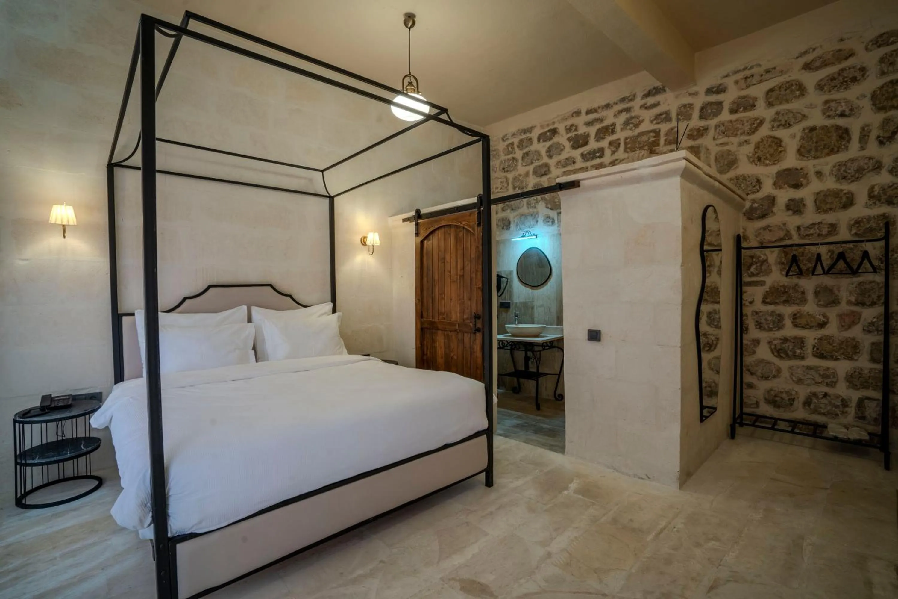 Bed in Maran House Mardin