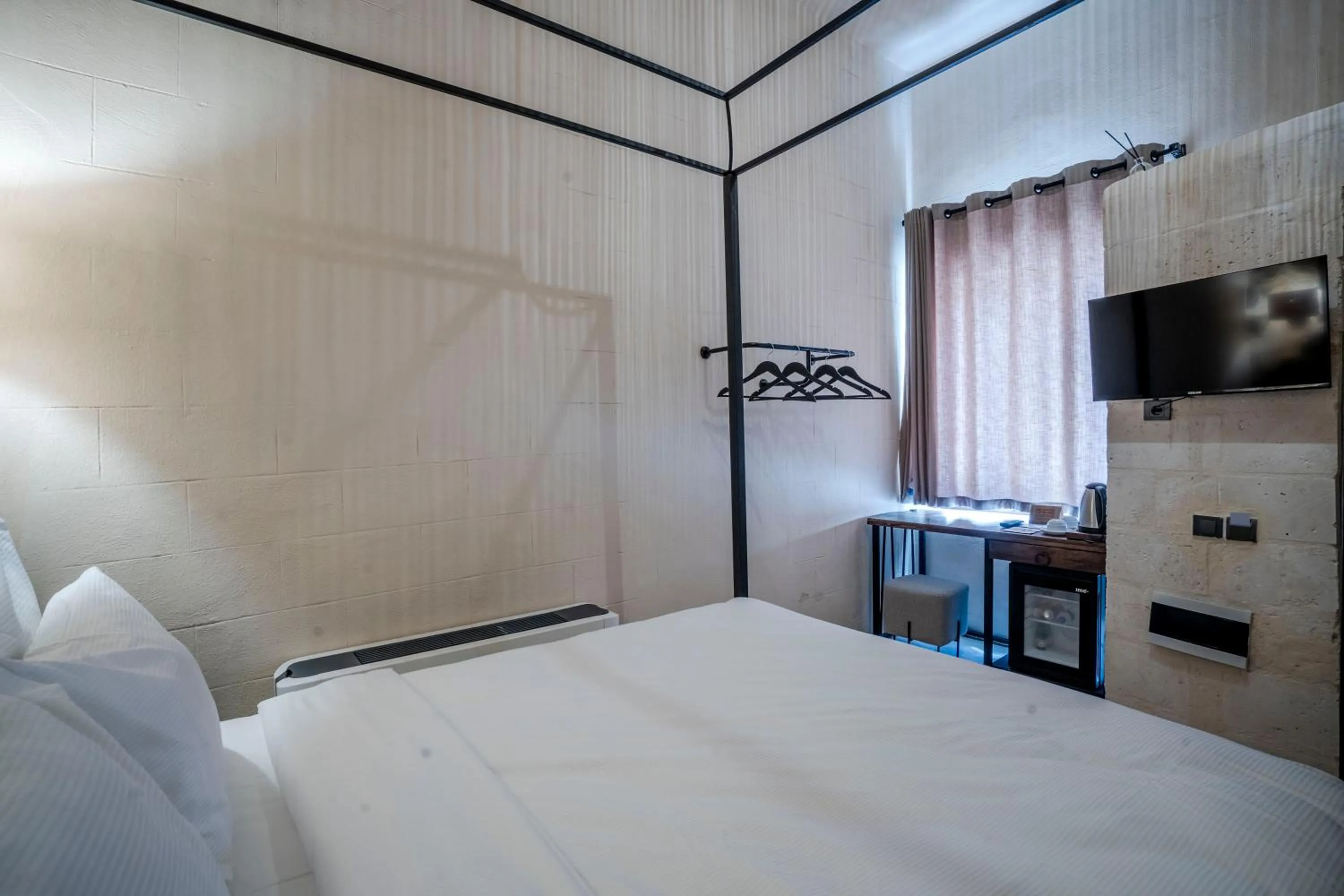 Bed in Maran House Mardin