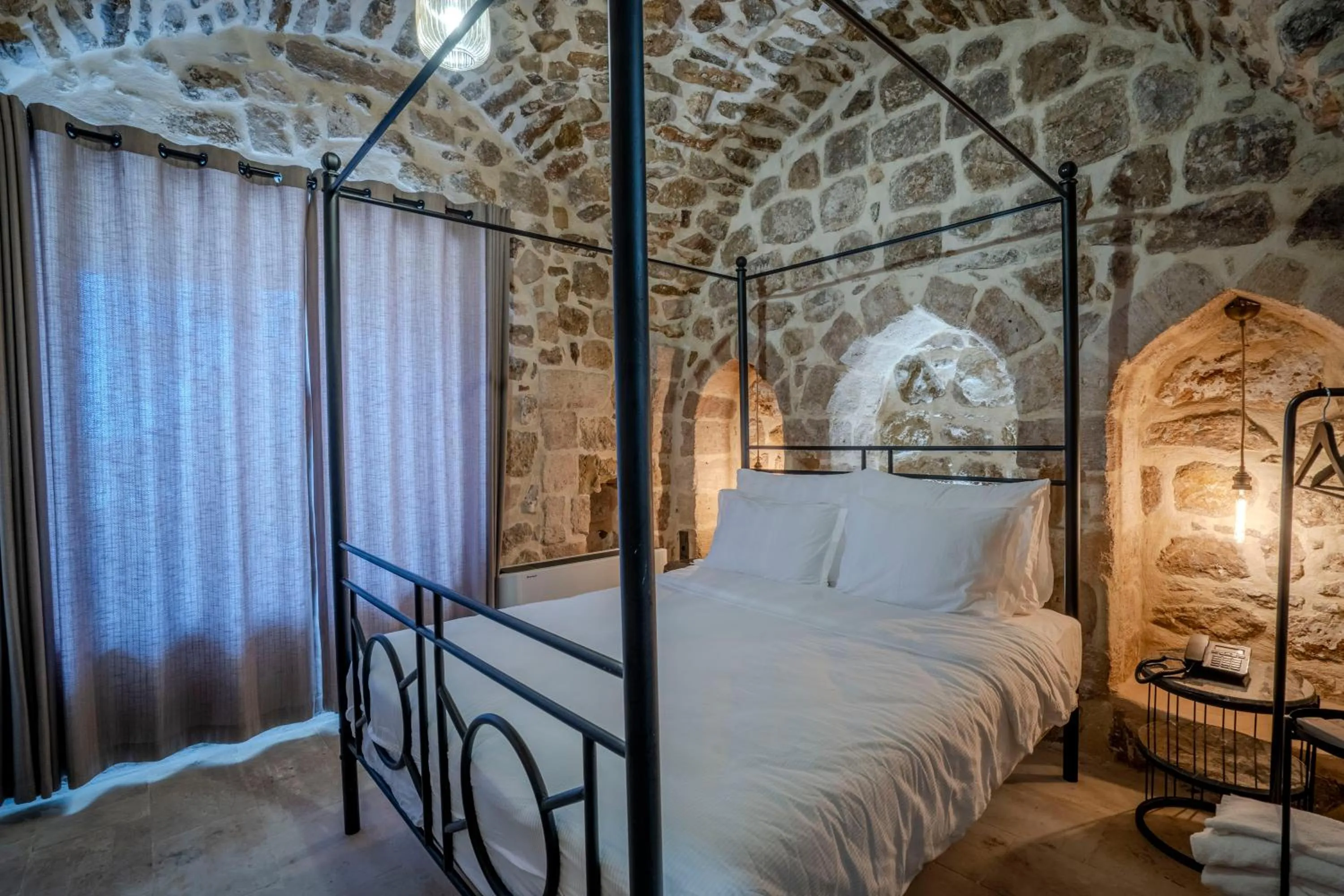 Bed in Maran House Mardin