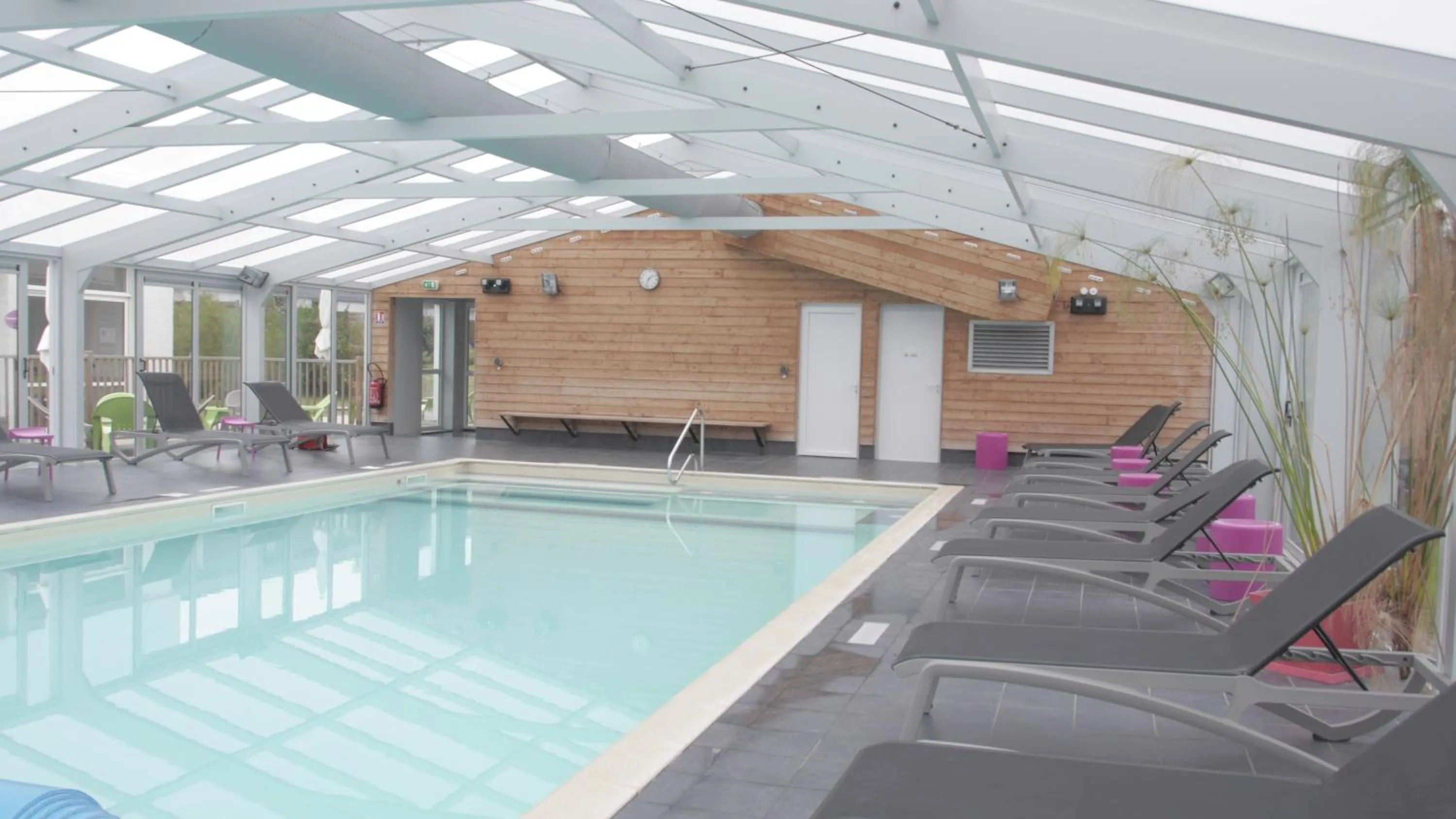 Swimming pool in VVF La côte d'Emeraude Saint-Cast-le-Guildo