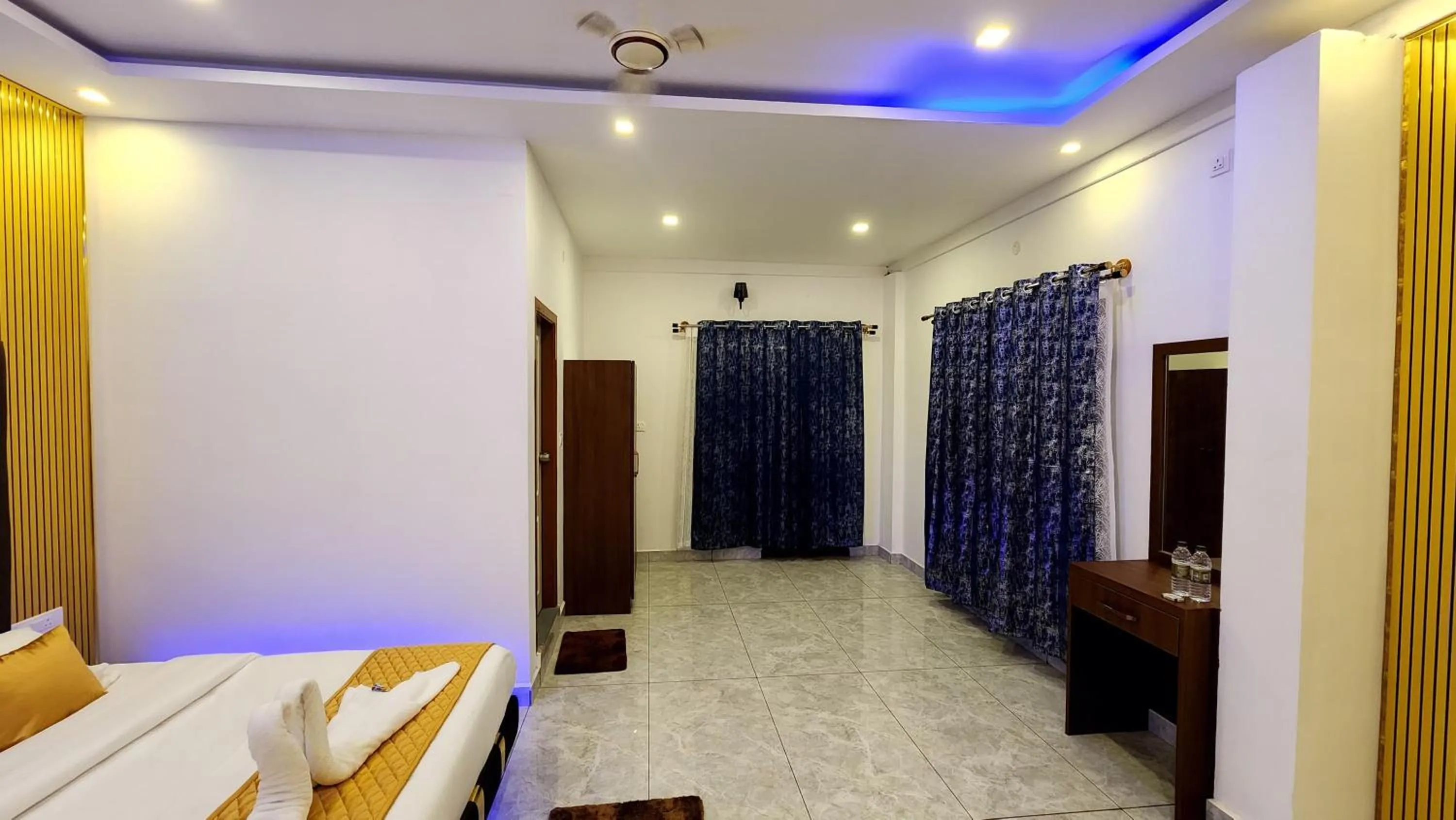 Bed in The Sky Hotel Coorg