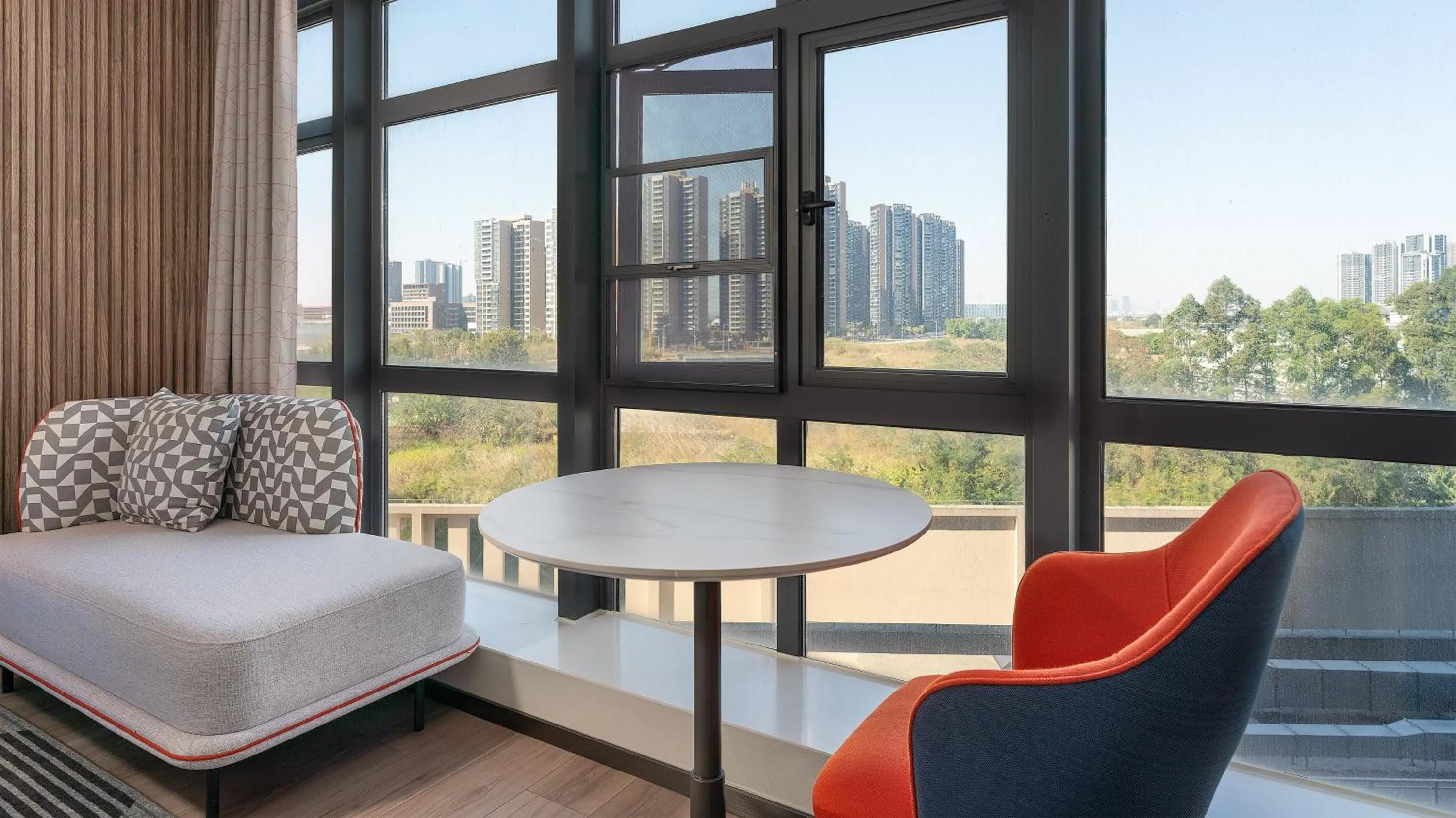 Photo of the whole room in Holiday Inn Express Guangzhou University Town