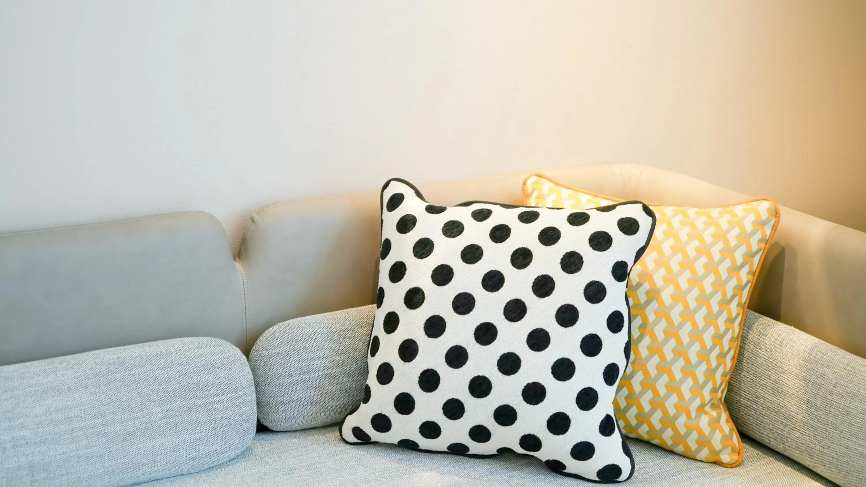 furniture in Holiday Inn Shanghai Pudong Airport, an IHG Hotel