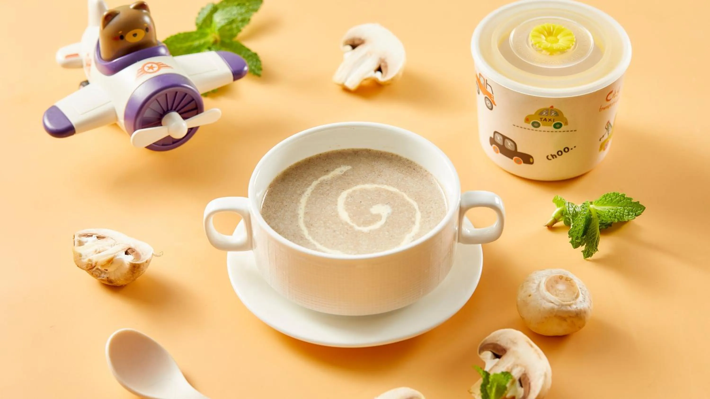 Restaurant/places to eat in Holiday Inn Shanghai Pudong Airport, an IHG Hotel