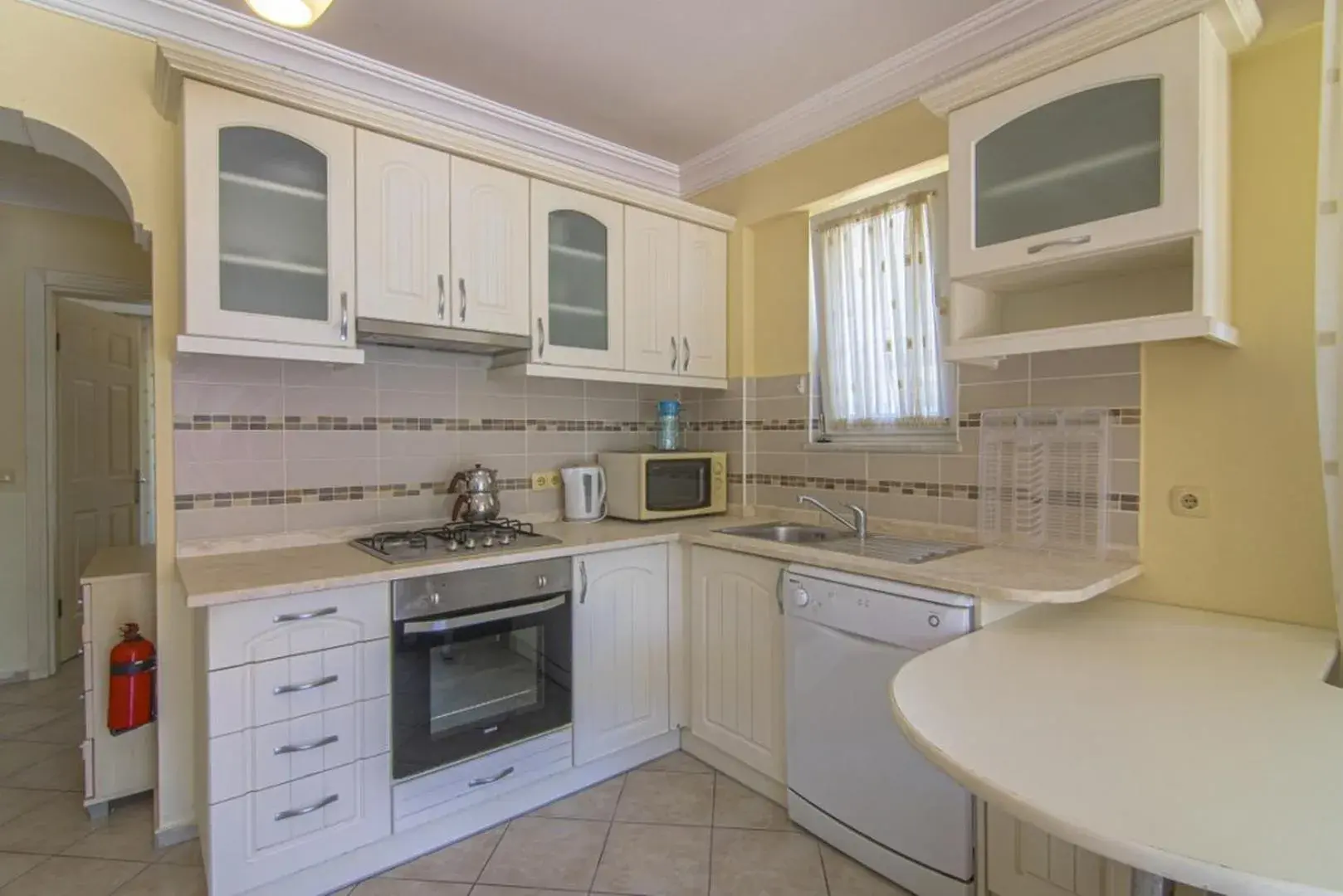 Three-Bedroom Apartment in Sunset Beach Club Fethiye Three-Bedroom Apartment in Sunset Beach Club Fethiye