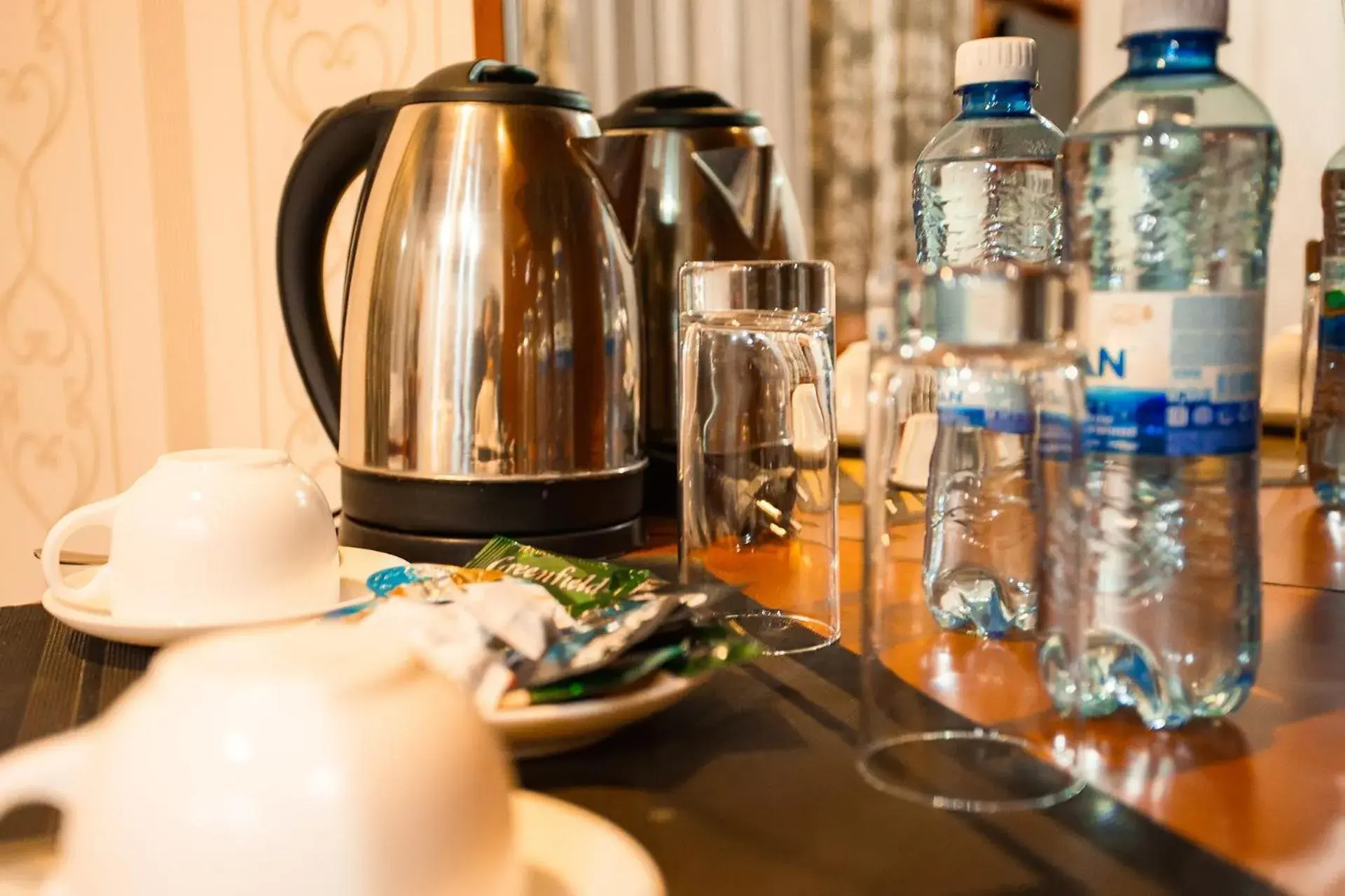 Standard Twin Room in Almaty Grand Erbil Hotel Standard Twin Room in Almaty Grand Erbil Hotel