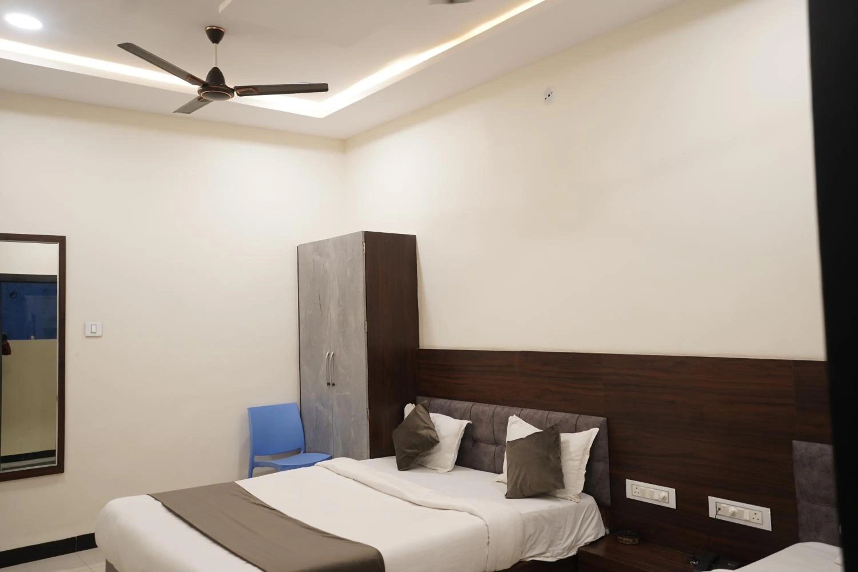 Bed in Hotel Dev Kripa