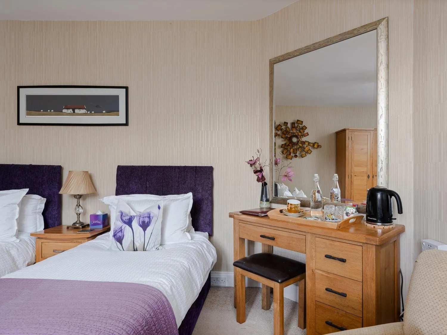 Bedroom, Bed in Ards House