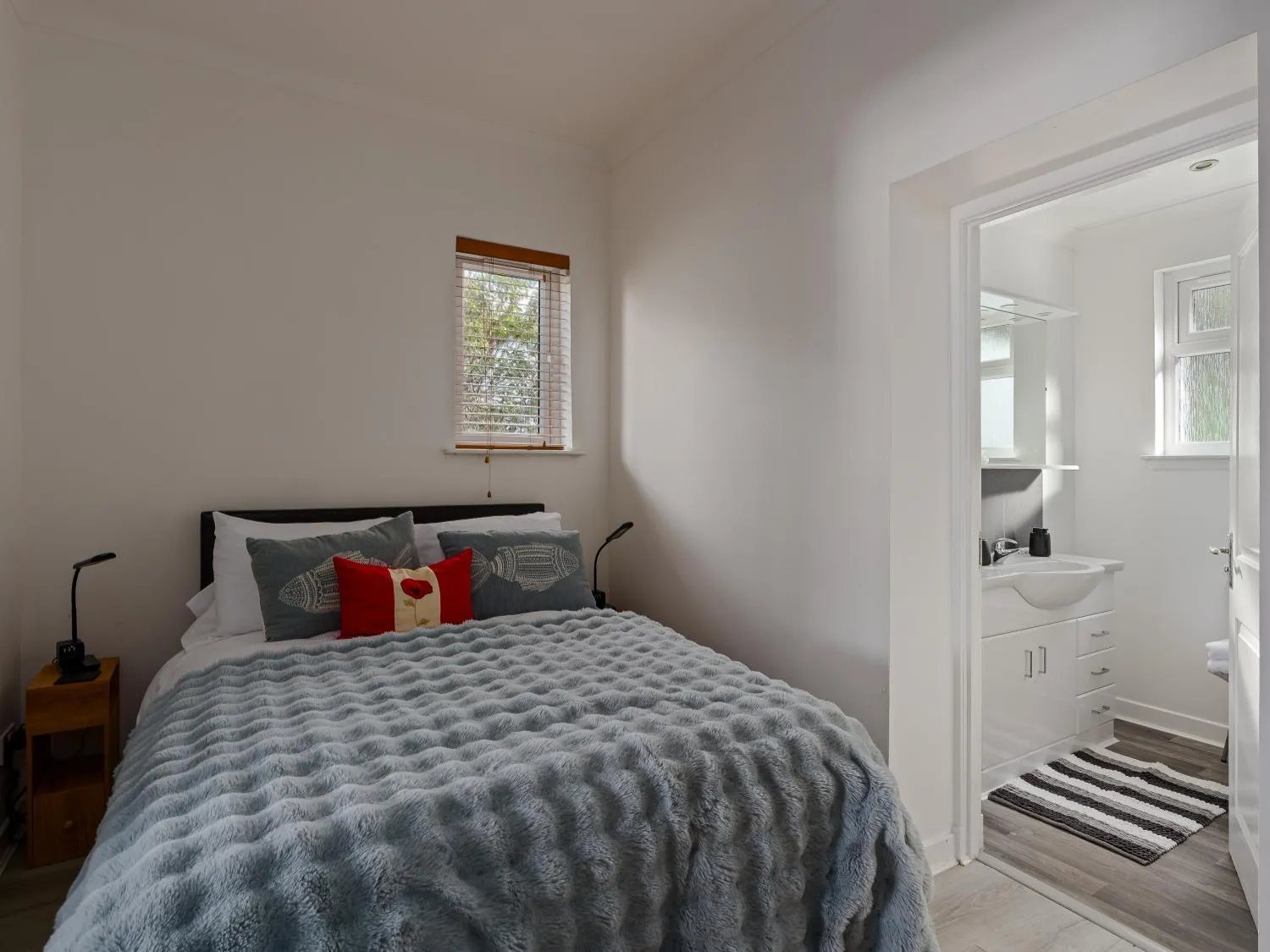 Bedroom, Bed in Ards House