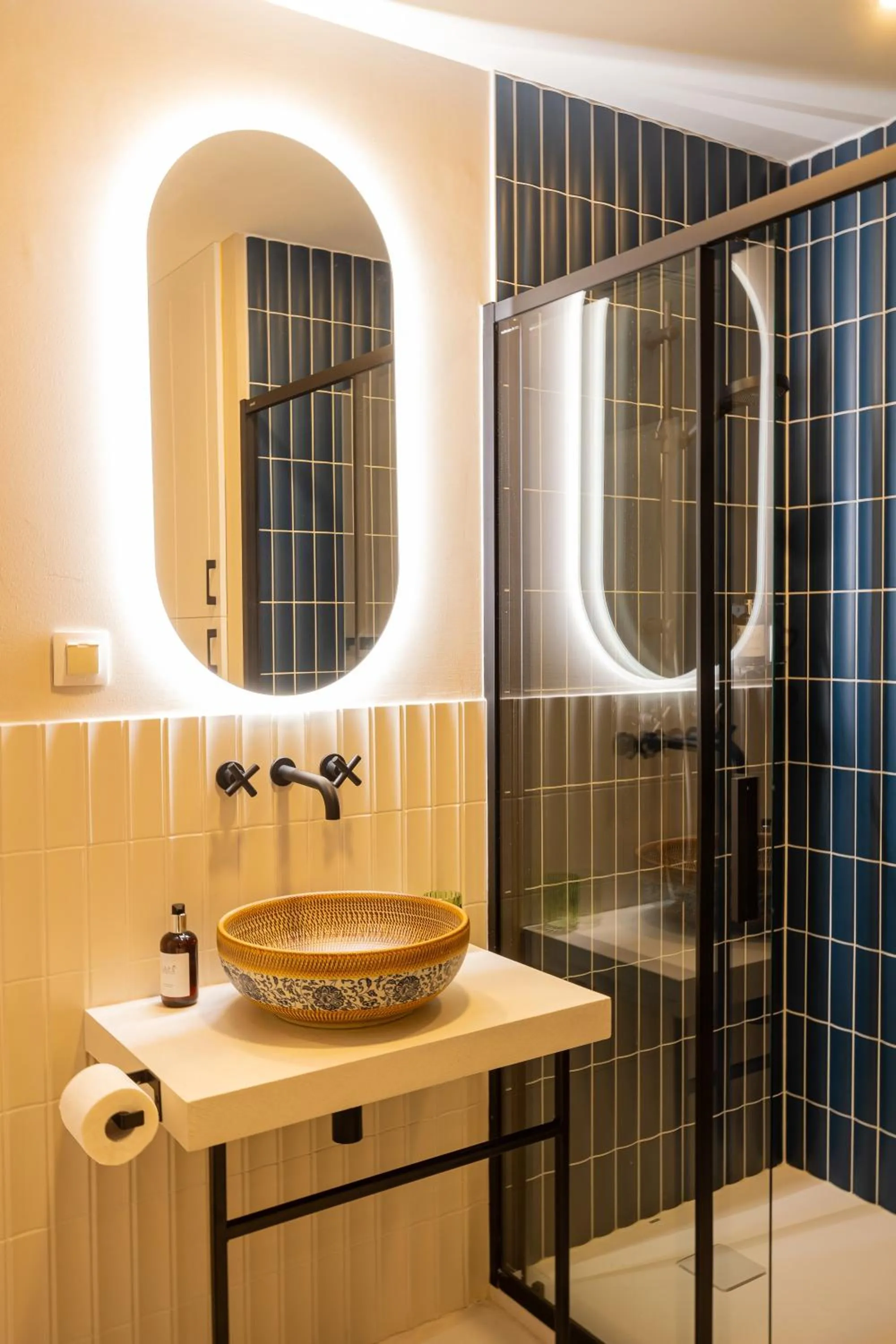 Shower in Chez Zeiza