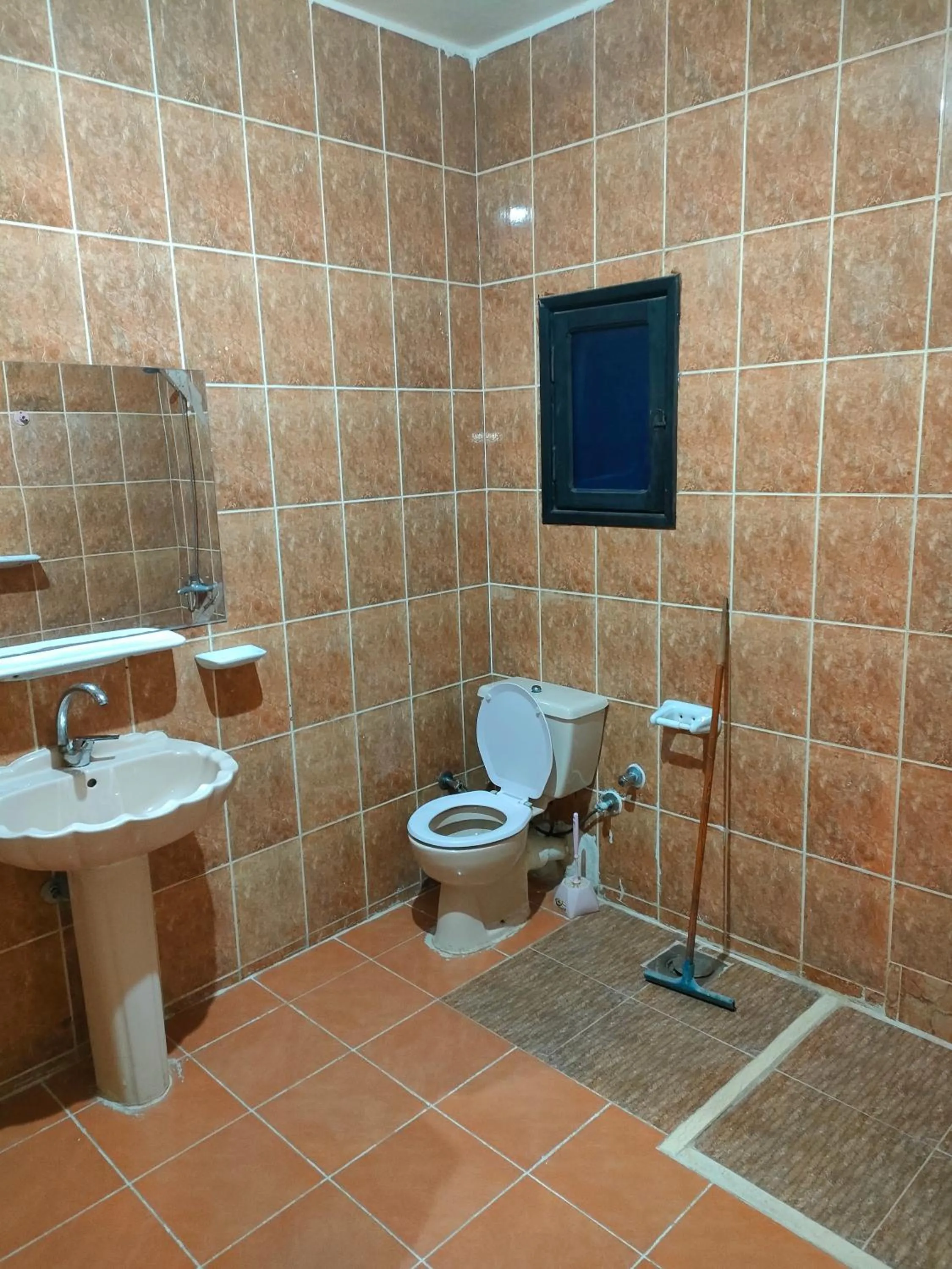 Bathroom in Al Dahar apartments Hurghada