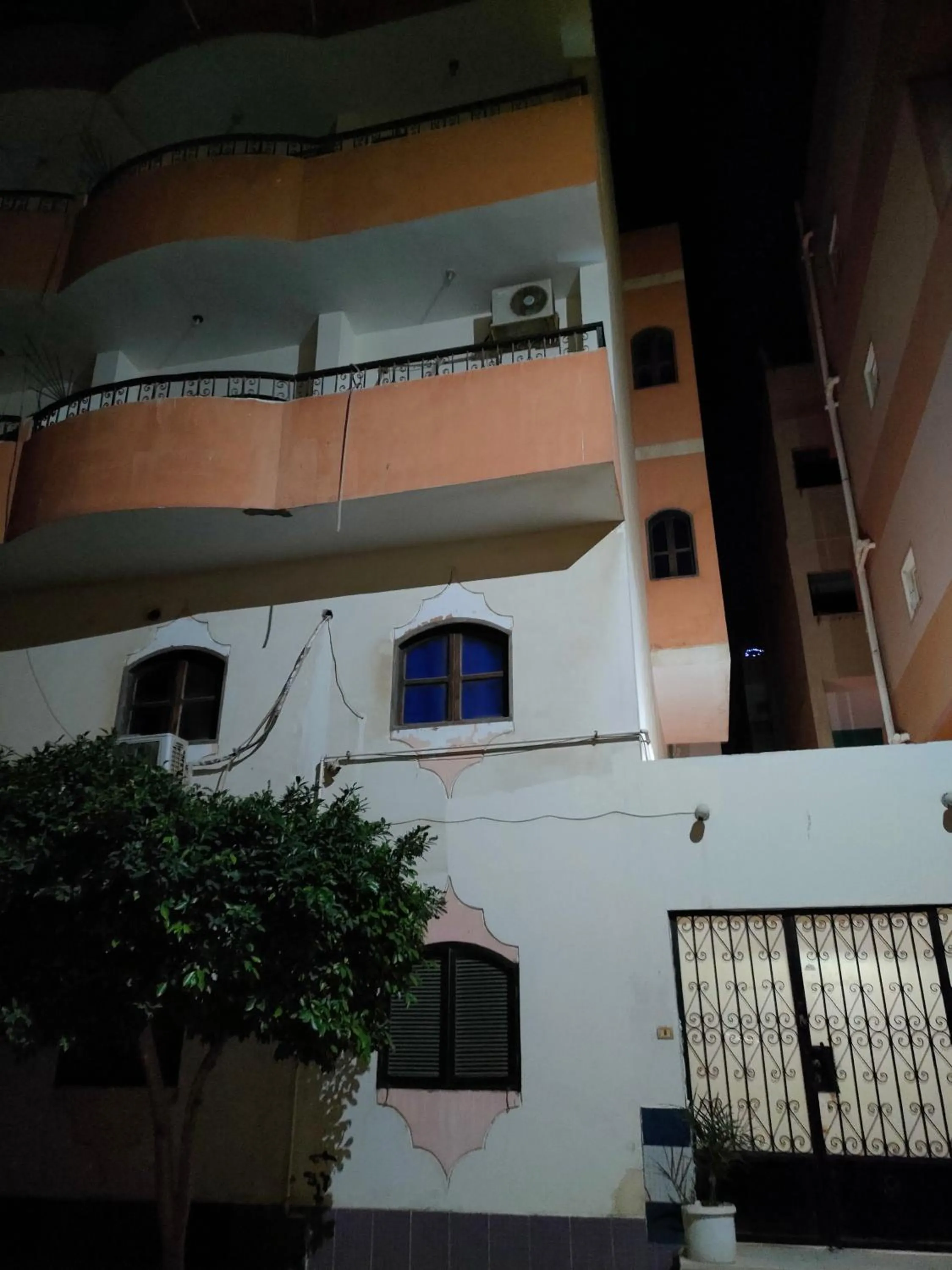 Property building in Al Dahar apartments Hurghada