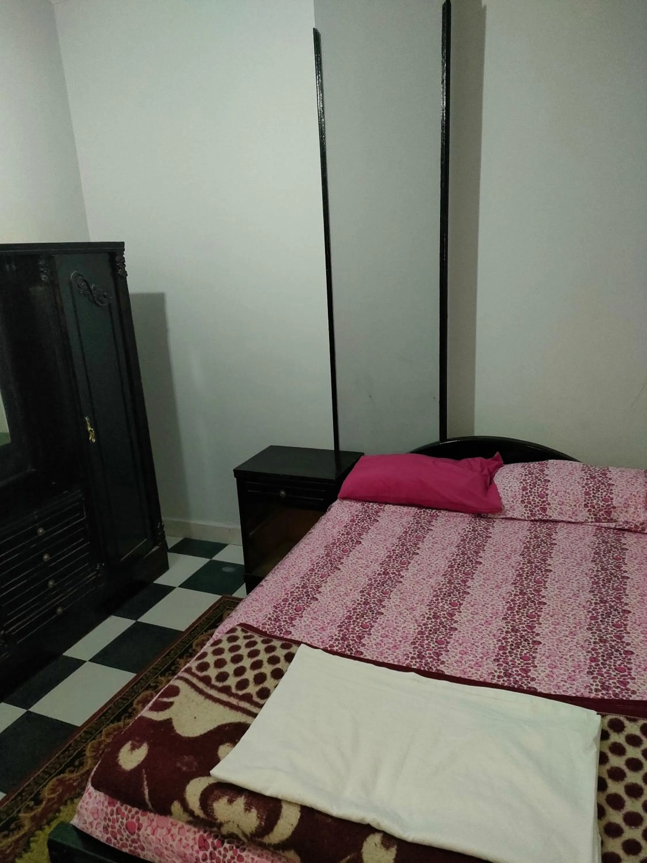 Bed in Al Dahar apartments Hurghada