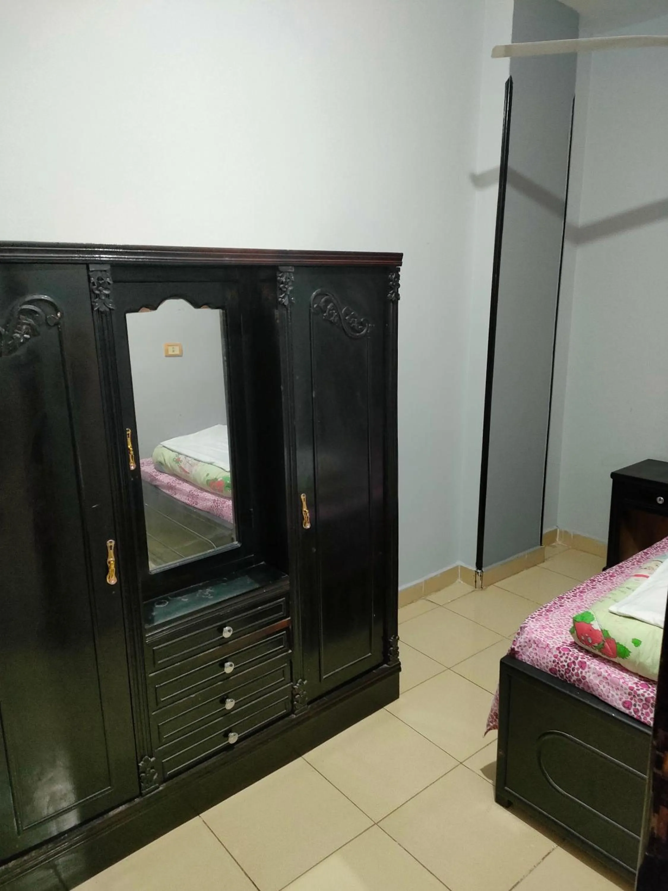 Bed in Al Dahar apartments Hurghada