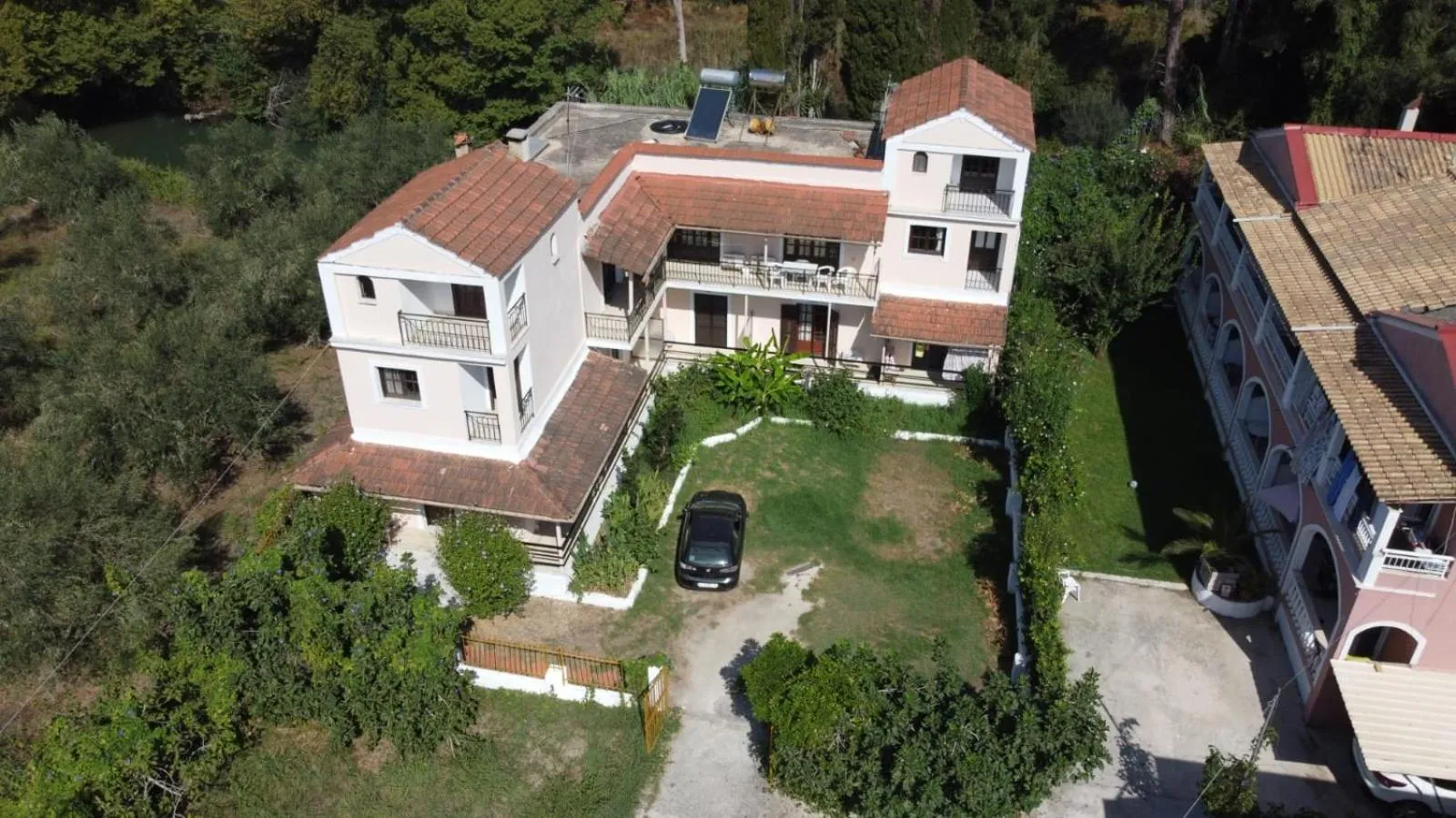 Property building in Georgina Apartments