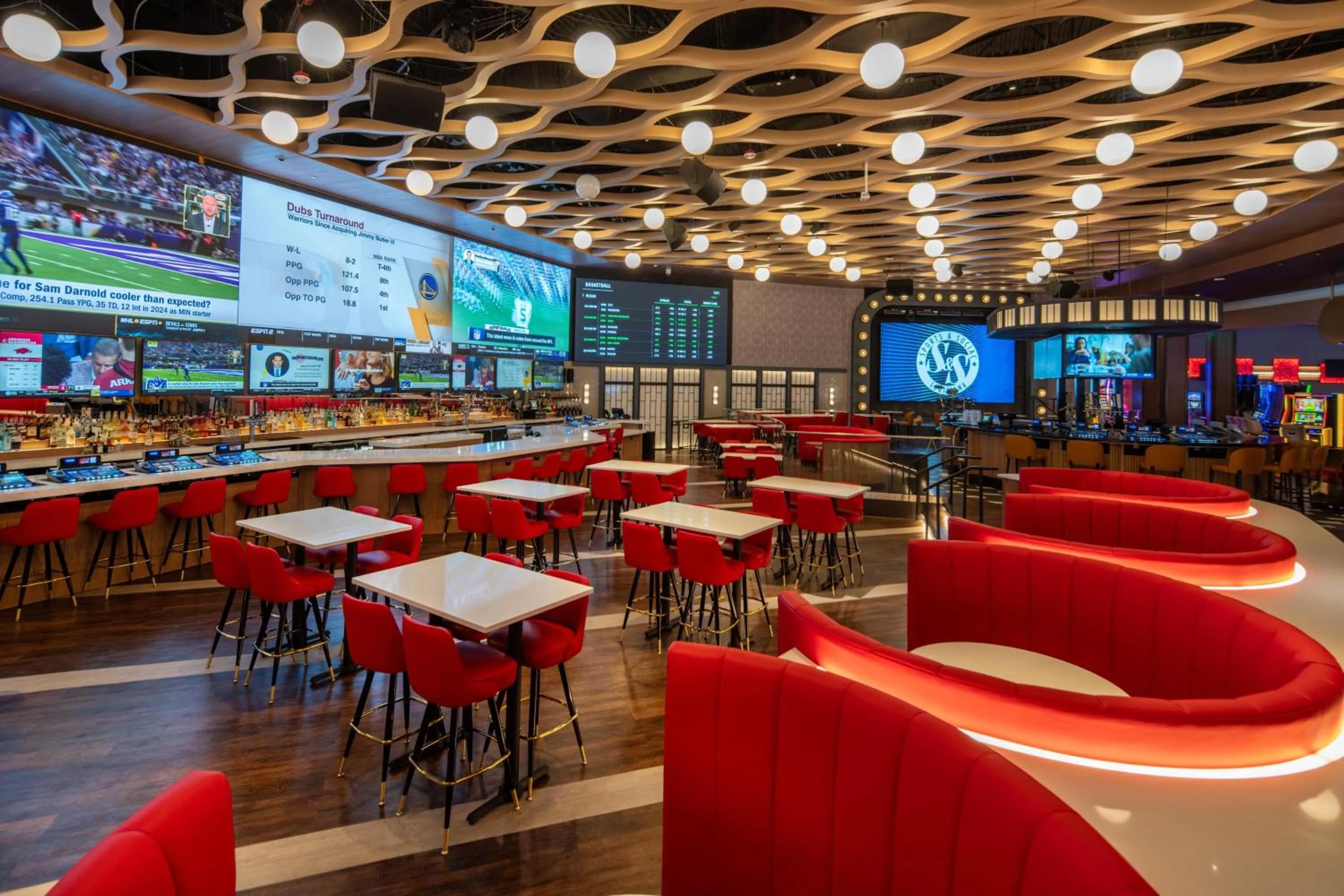 Restaurant/places to eat in Live Casino & Hotel Louisiana, Curio Collection by Hilton