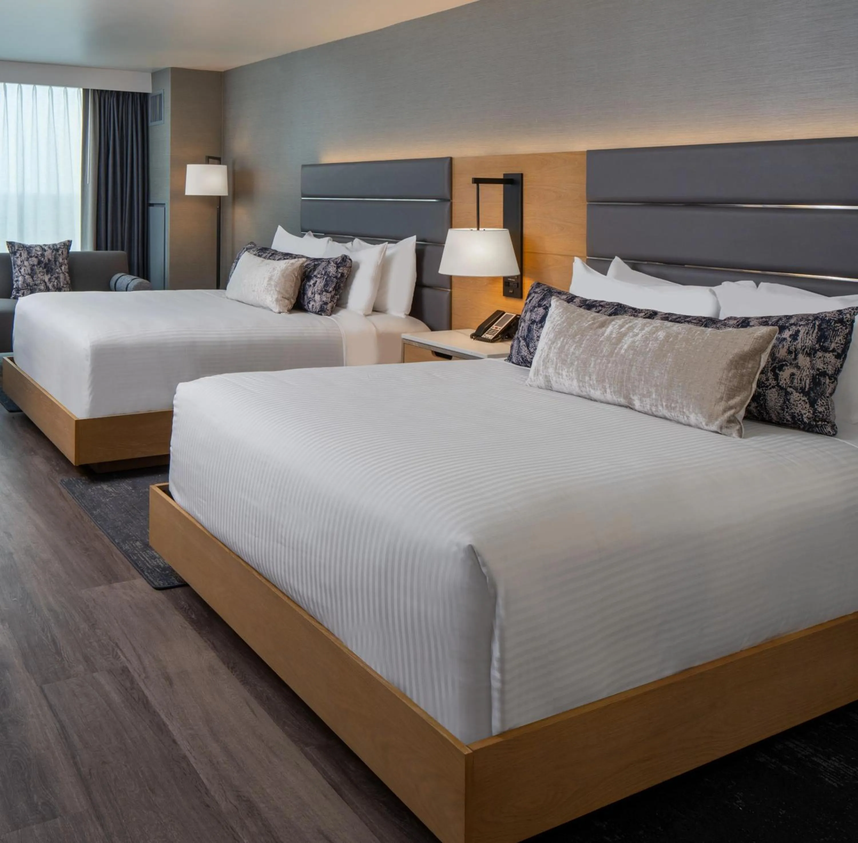 Bedroom, Bed in Live Casino & Hotel - Louisiana