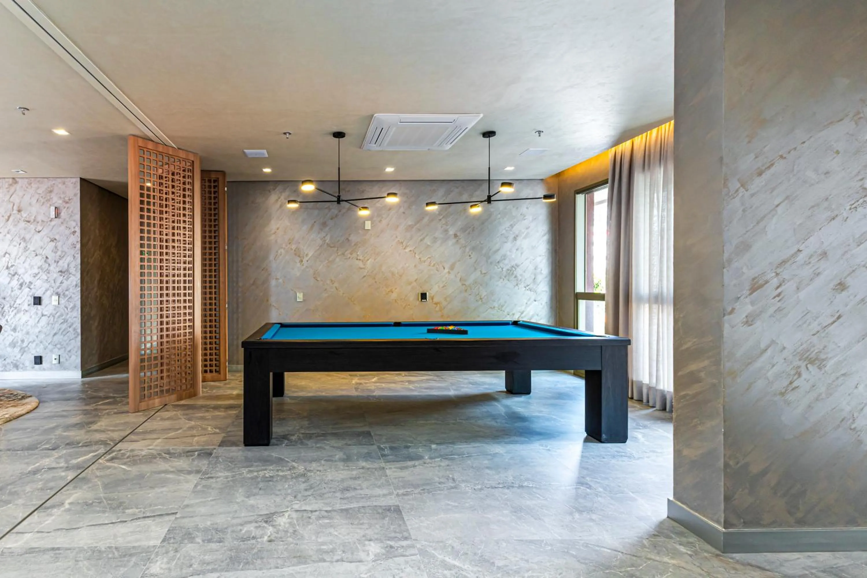 Property building in Charlie Santo Amaro - Piscina, Academia e Nota 9,2