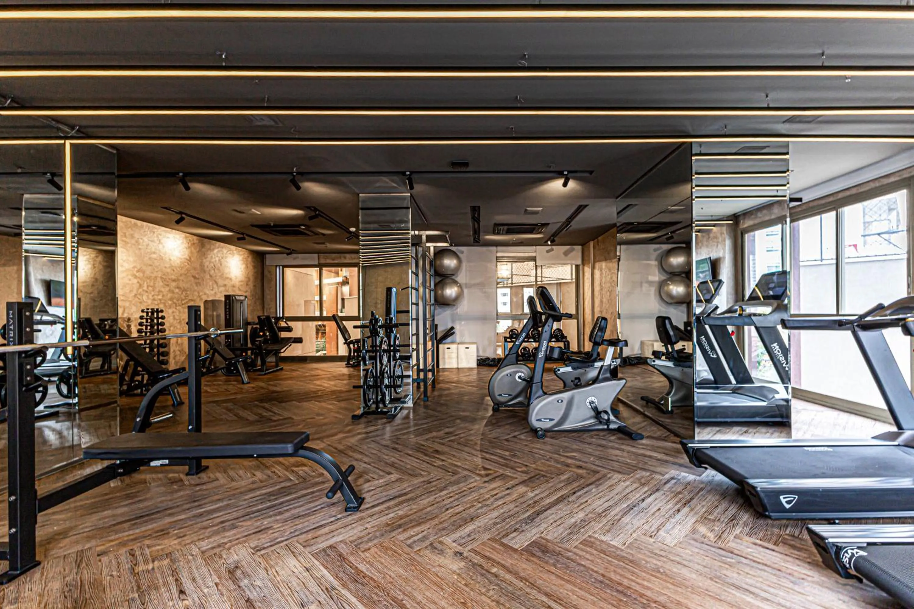 Property building in Charlie Santo Amaro - Piscina, Academia e Nota 9,2