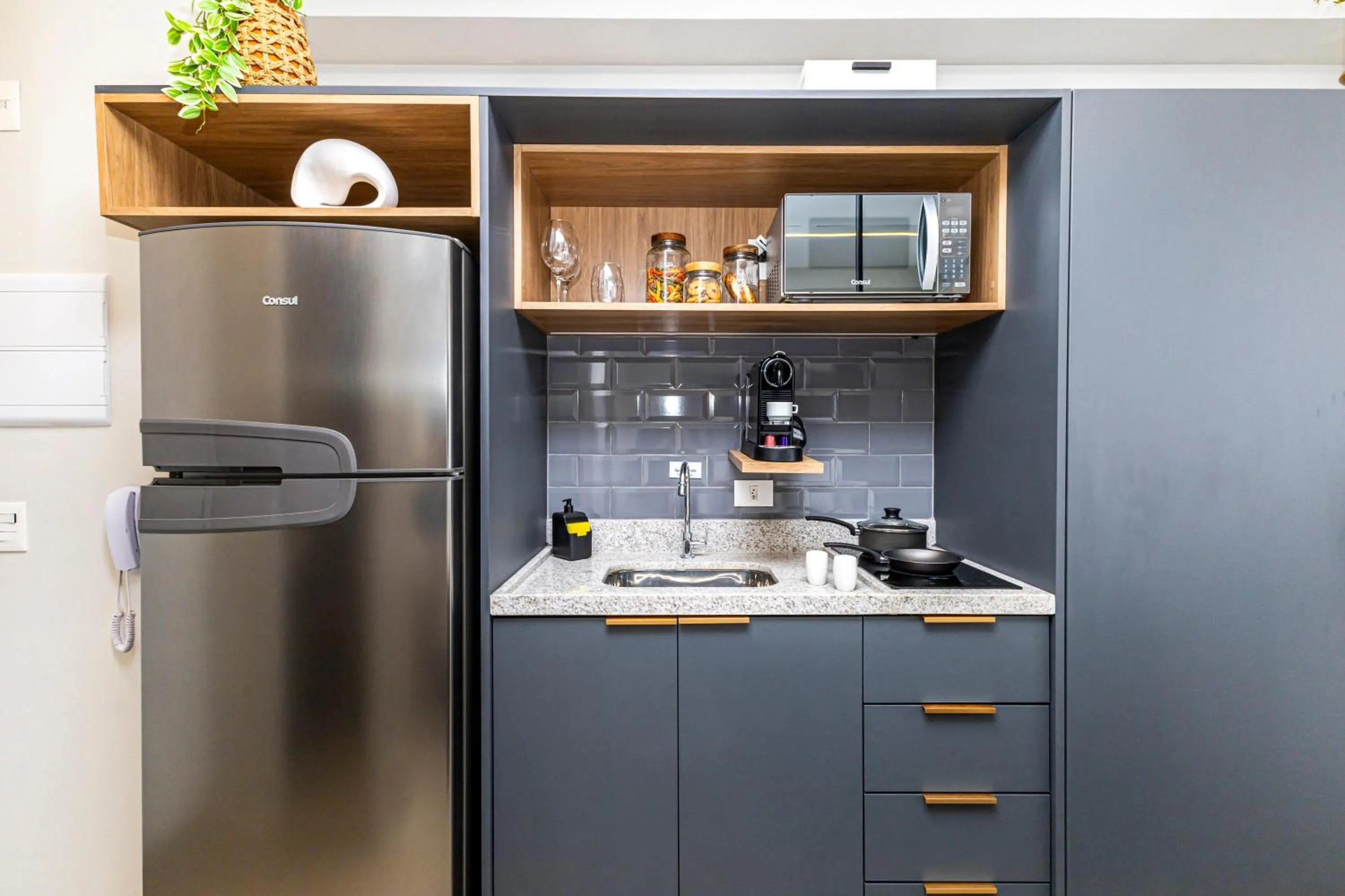 Day in Charlie Santo Amaro - Piscina, Academia e Nota 9,2