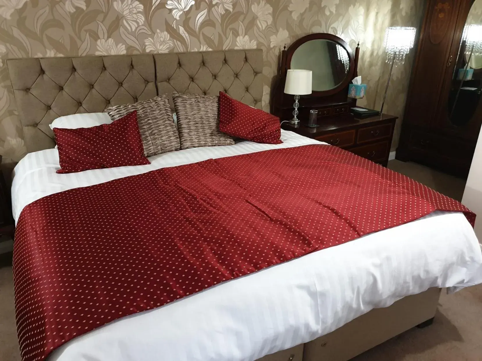 Double or Twin Room with Private Bathroom in Sykes House Double or Twin Room with Private Bathroom in Sykes House