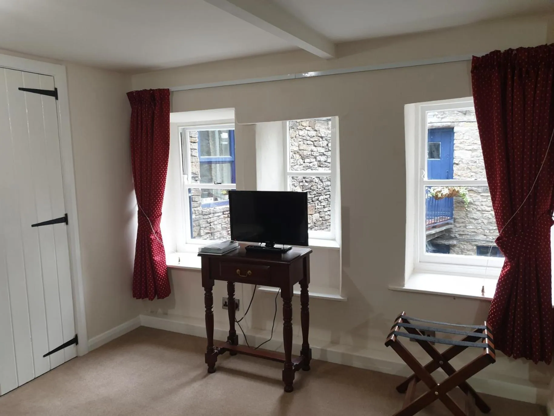 TV and multimedia in Sykes House