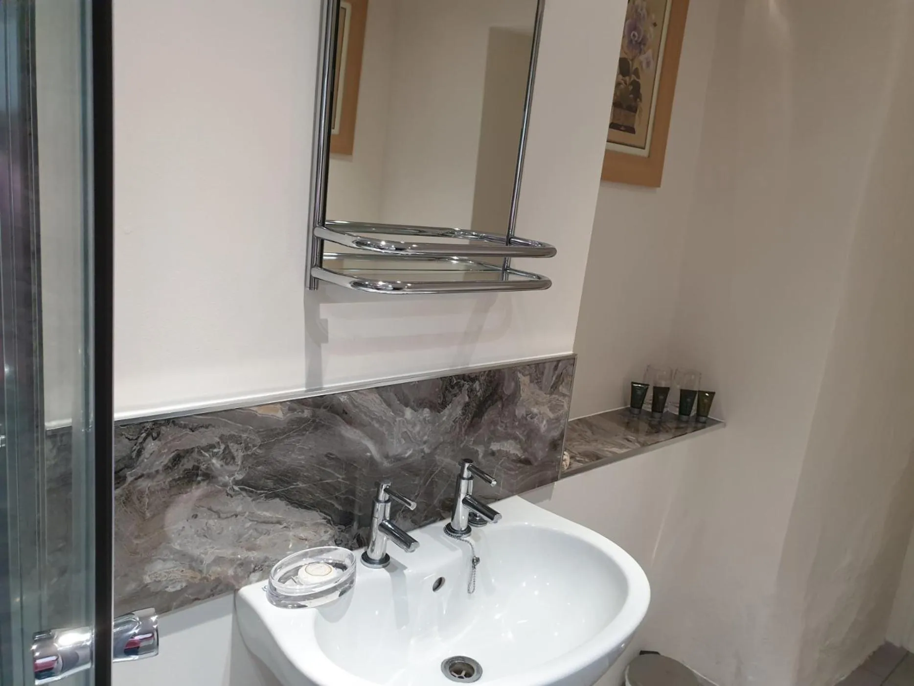 Bathroom in Sykes House