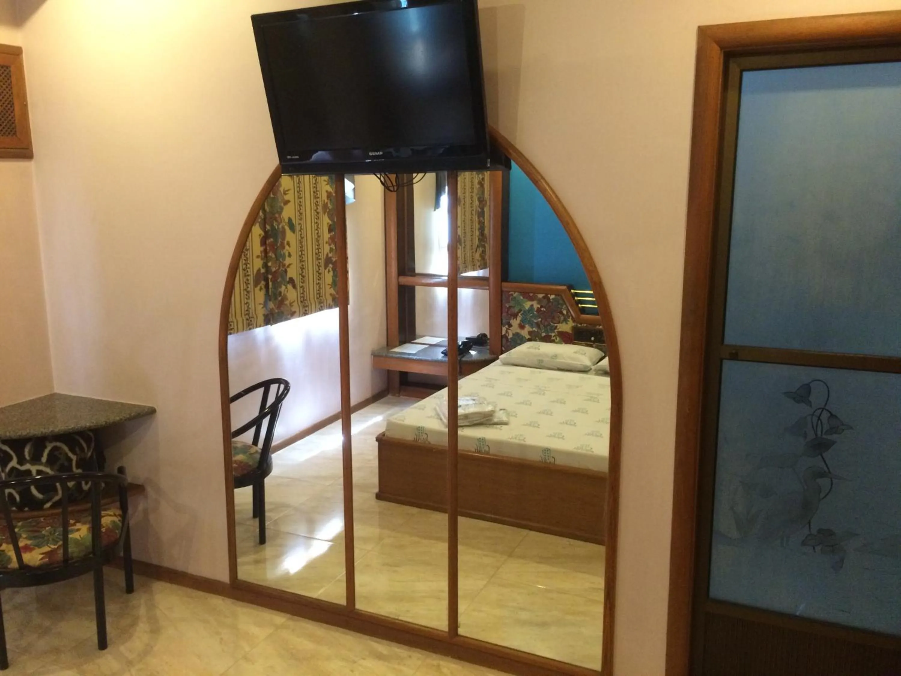 Decorative detail, Bed in Saville Hotel